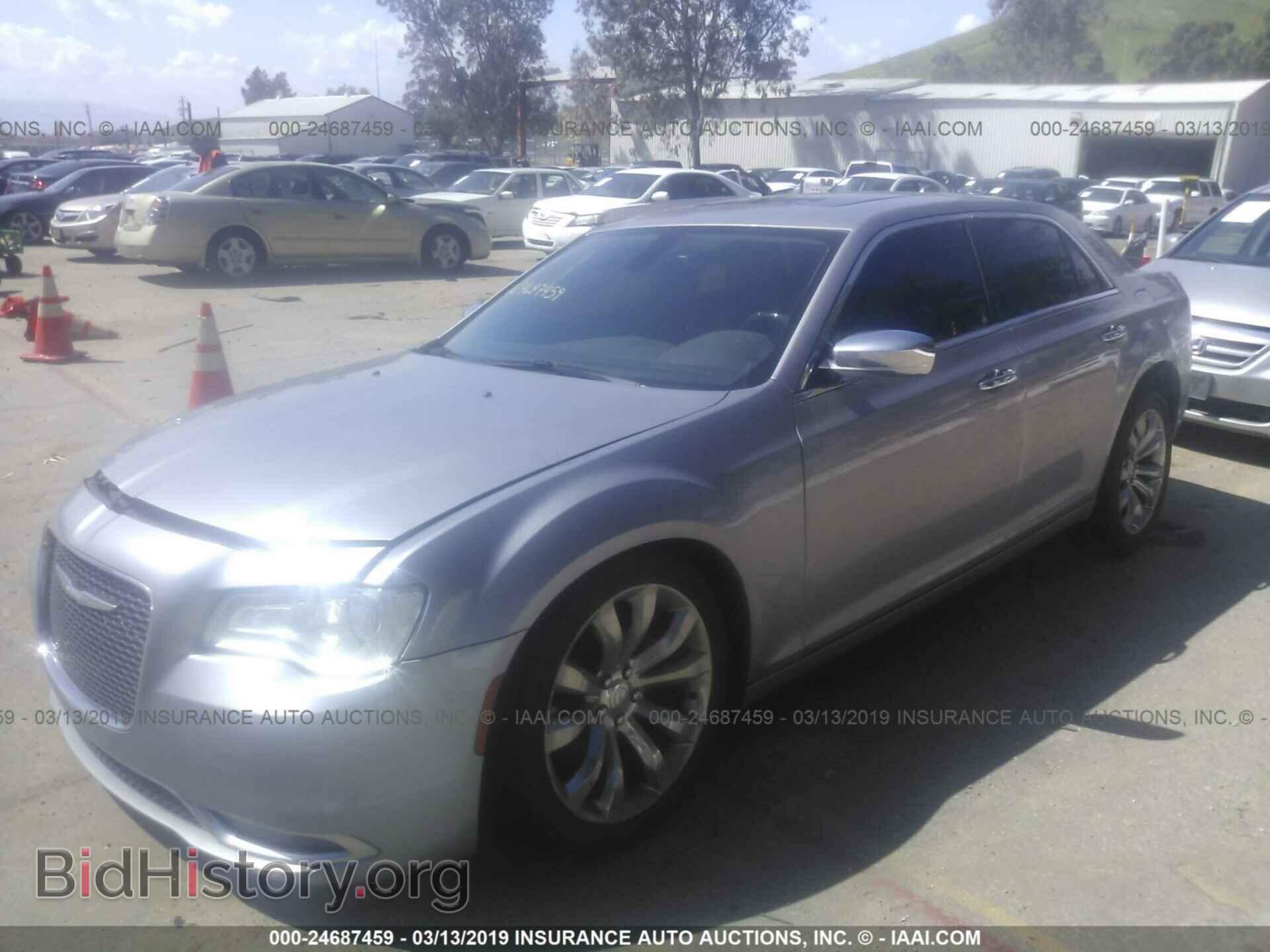 2015 CHRYSLER 300C - VIN: 2C3CCAEGXFH833135 - Фото 2
