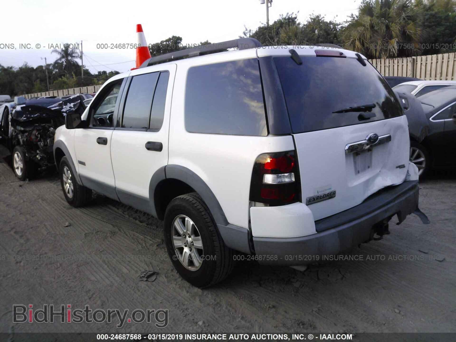 2006 FORD EXPLORER - VIN: 1FMEU63E26UB43176 - Фото 3