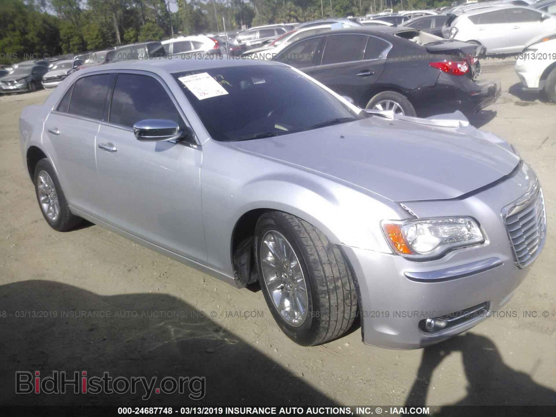 Фотография 2C3CCACG9CH204206 - CHRYSLER 300 2012