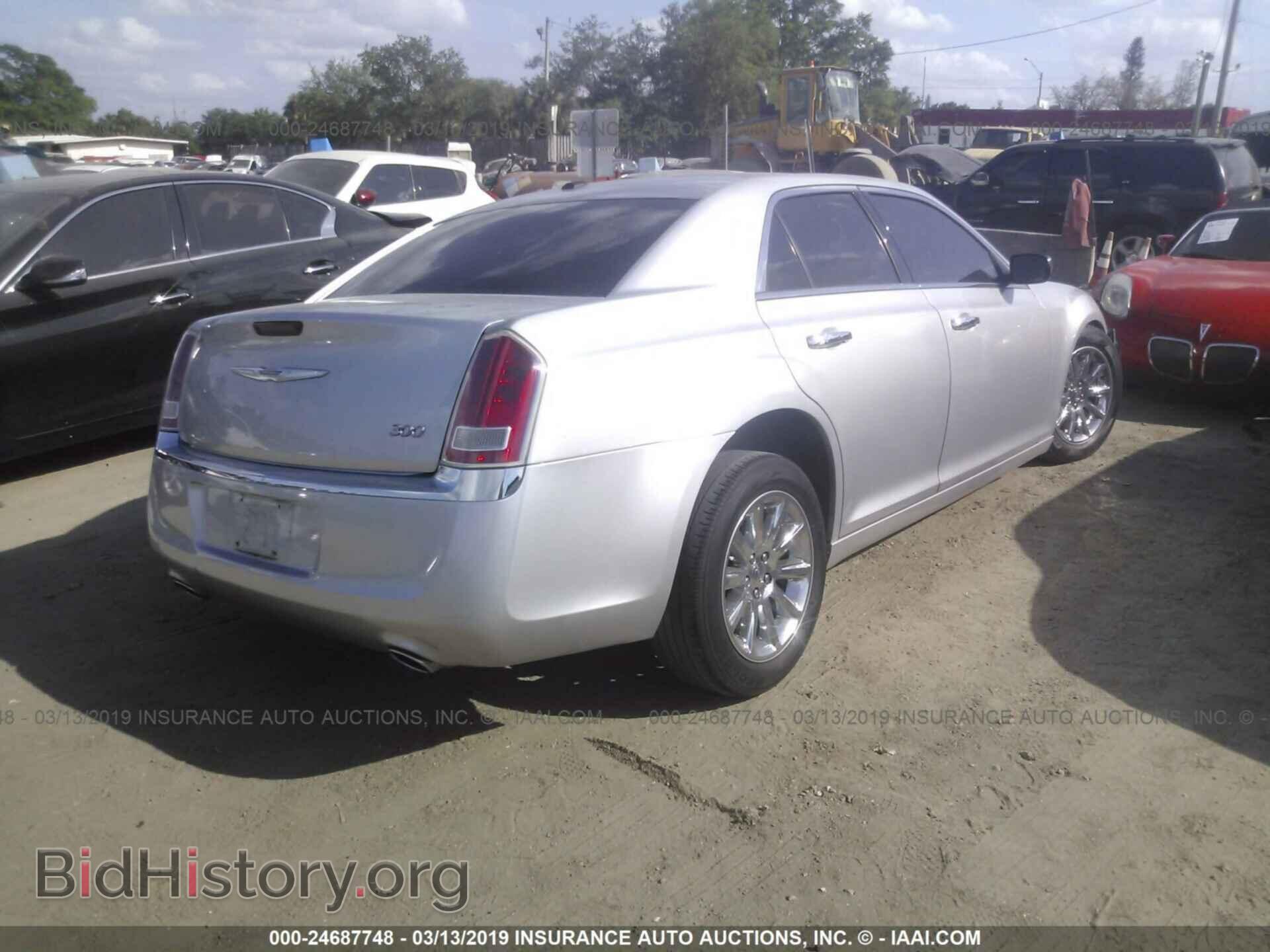 2012 CHRYSLER 300 - VIN: 2C3CCACG9CH204206 - Фото 4