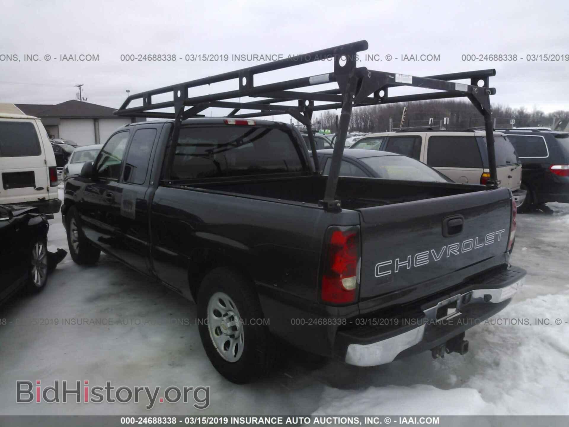 2005 CHEVROLET SILVERADO - VIN: 2GCEC19T651245574 - Фото 3