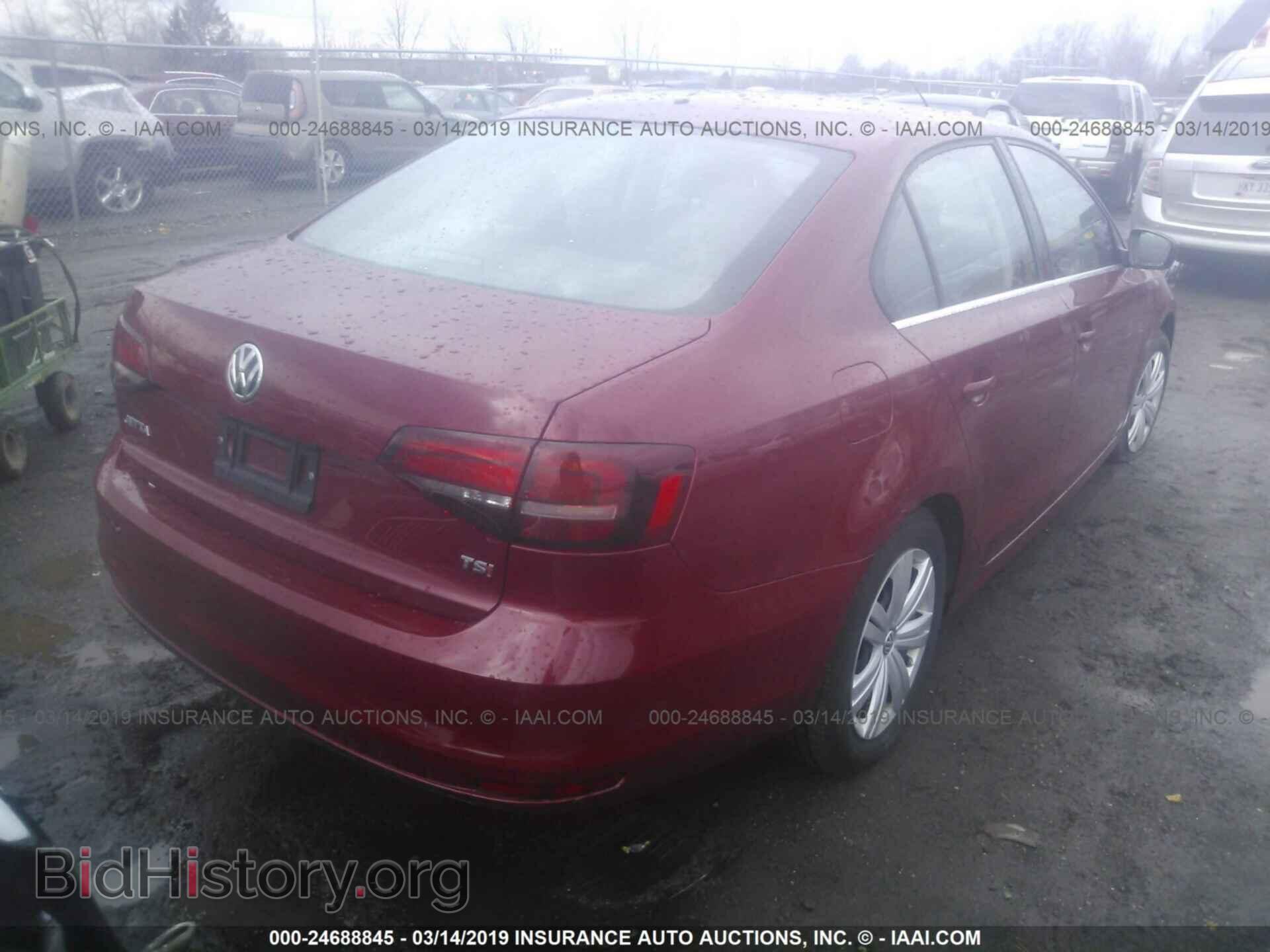 2017 VOLKSWAGEN JETTA - VIN: 3VW2B7AJ4HM410115 - Photo 4