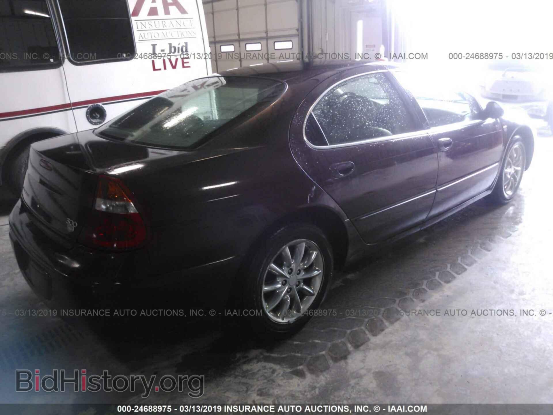 2004 CHRYSLER 300M - VIN: 2C3HE66G04H698515 - Photo 4