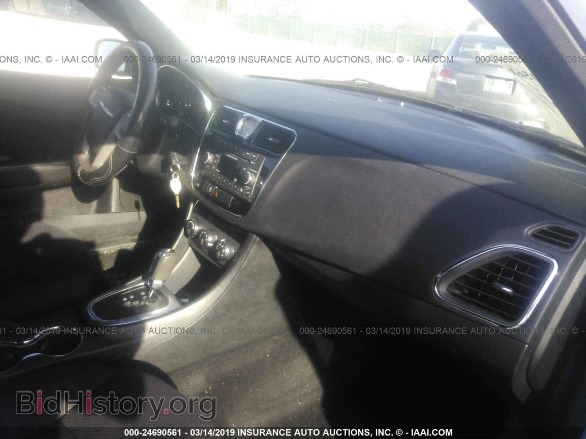 2013 CHRYSLER 200 - VIN: 1C3CCBBB1DN629178 - Photo 5