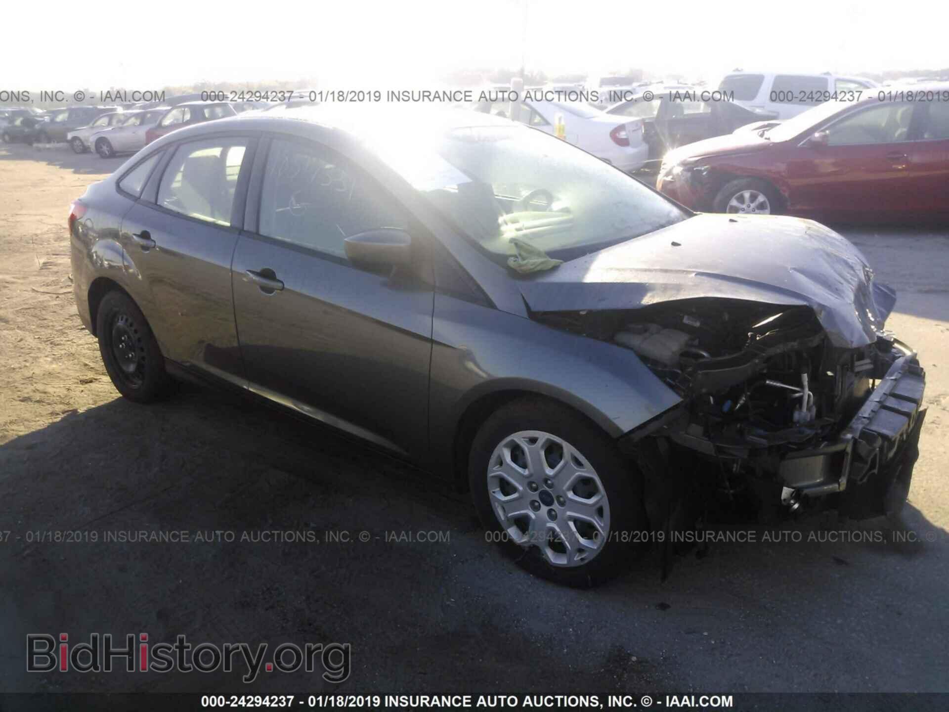 Photo 1FAHP3F21CL316105 - FORD FOCUS 2012