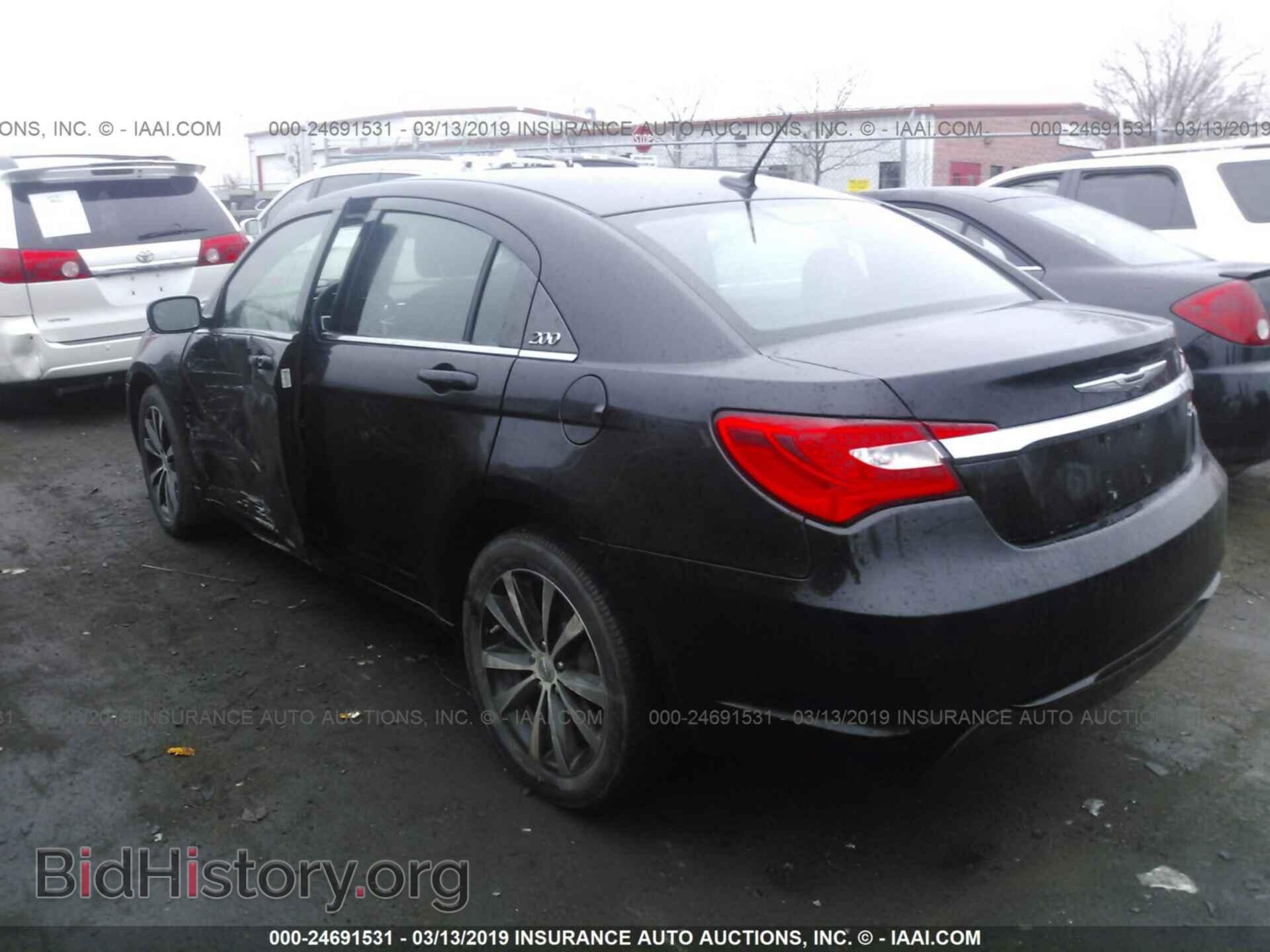 2013 CHRYSLER 200 - VIN: 1C3CCBBB4DN570563 - Photo 3