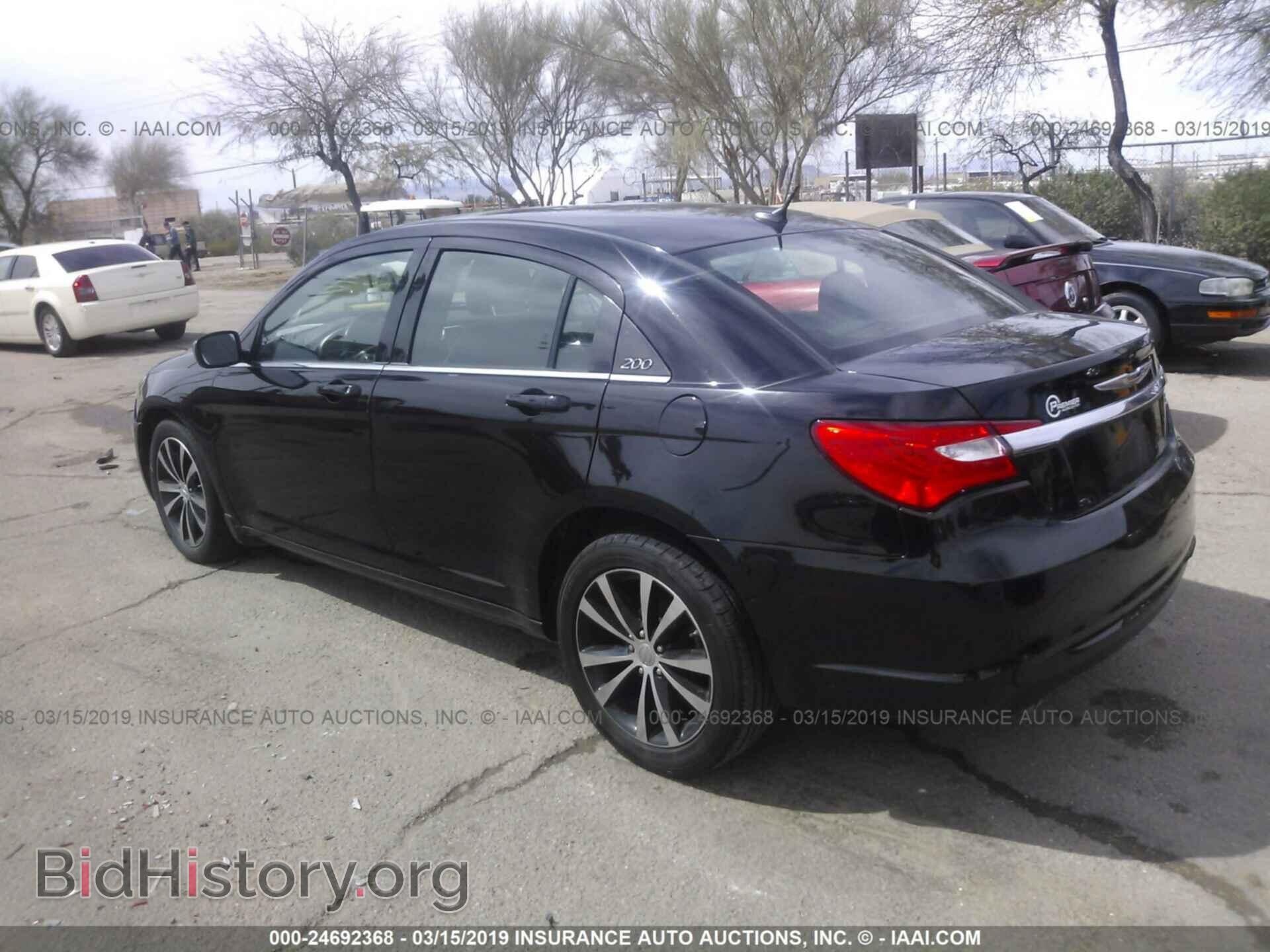 2012 CHRYSLER 200 - VIN: 1C3CCBHG8CN162276 - Фото 3
