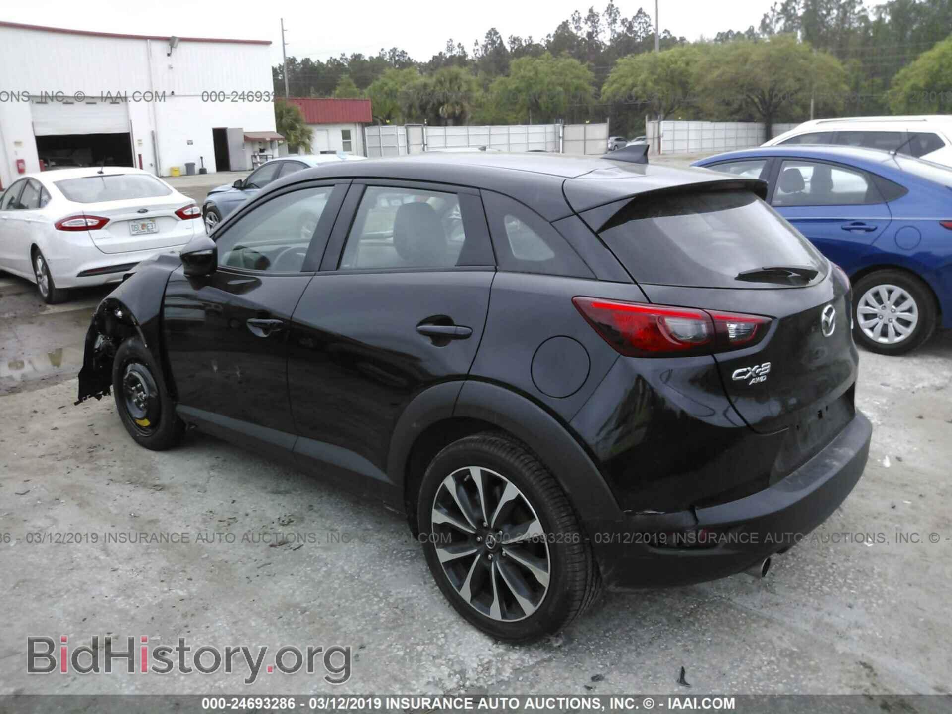 2019 MAZDA CX-3 - VIN: JM1DKFC70K0404037 - Фото 3