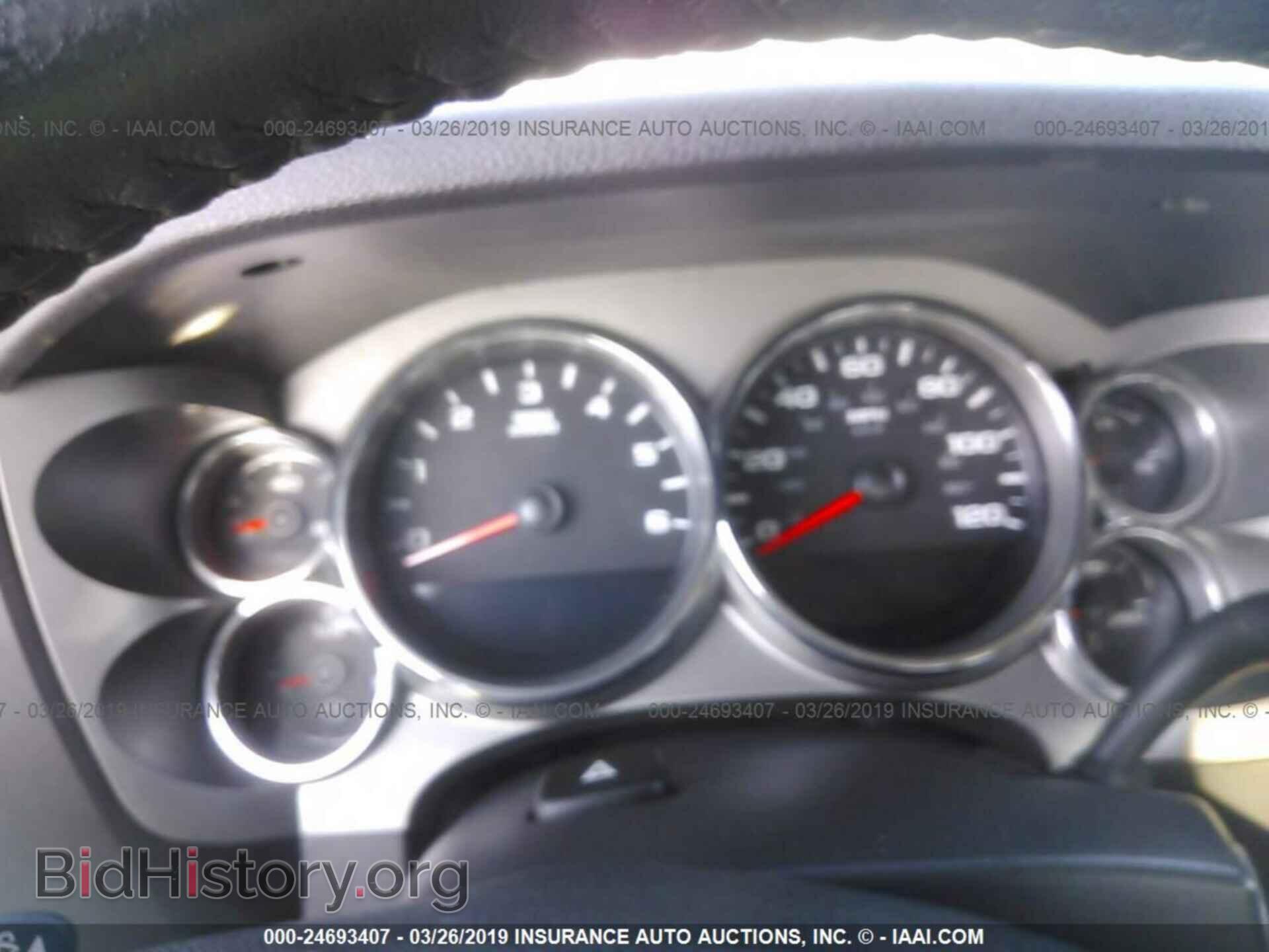 2011 Chevrolet Silverado - VIN: 1GCRCSE03BZ228799 - Фото 7