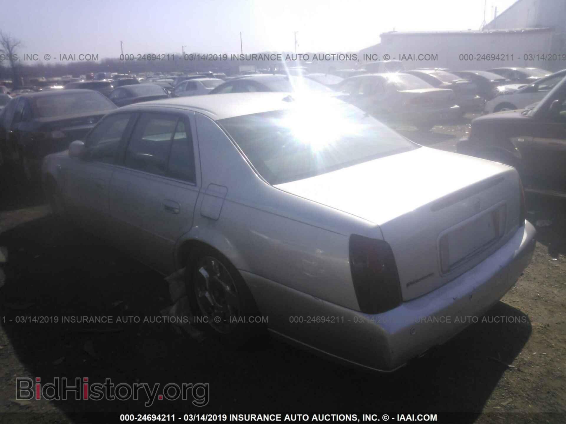 2003 CADILLAC DEVILLE - VIN: 1G6KF579X3U182394 - Photo 3