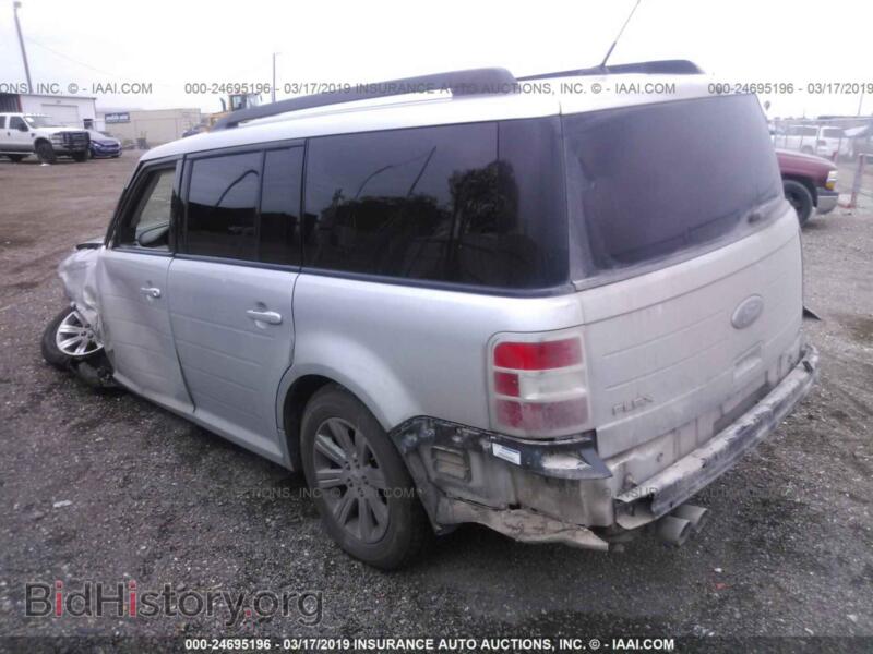 2011 Ford FLEX (VIN 2FMGK5BC5BBD29867) — photo 3 of 10