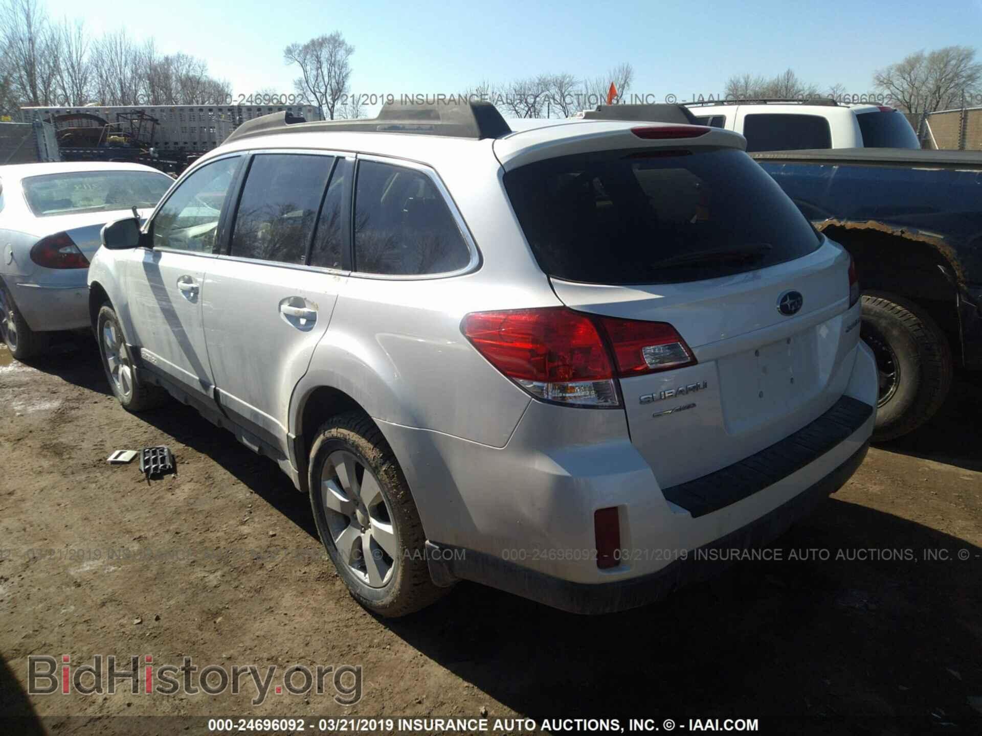 2011 SUBARU OUTBACK - VIN: 4S4BRCCCXB3444439 - Фото 3