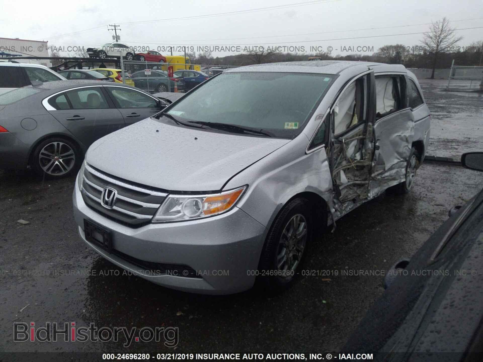 2013 HONDA ODYSSEY - VIN: 5FNRL5H69DB060922 - Фото 2