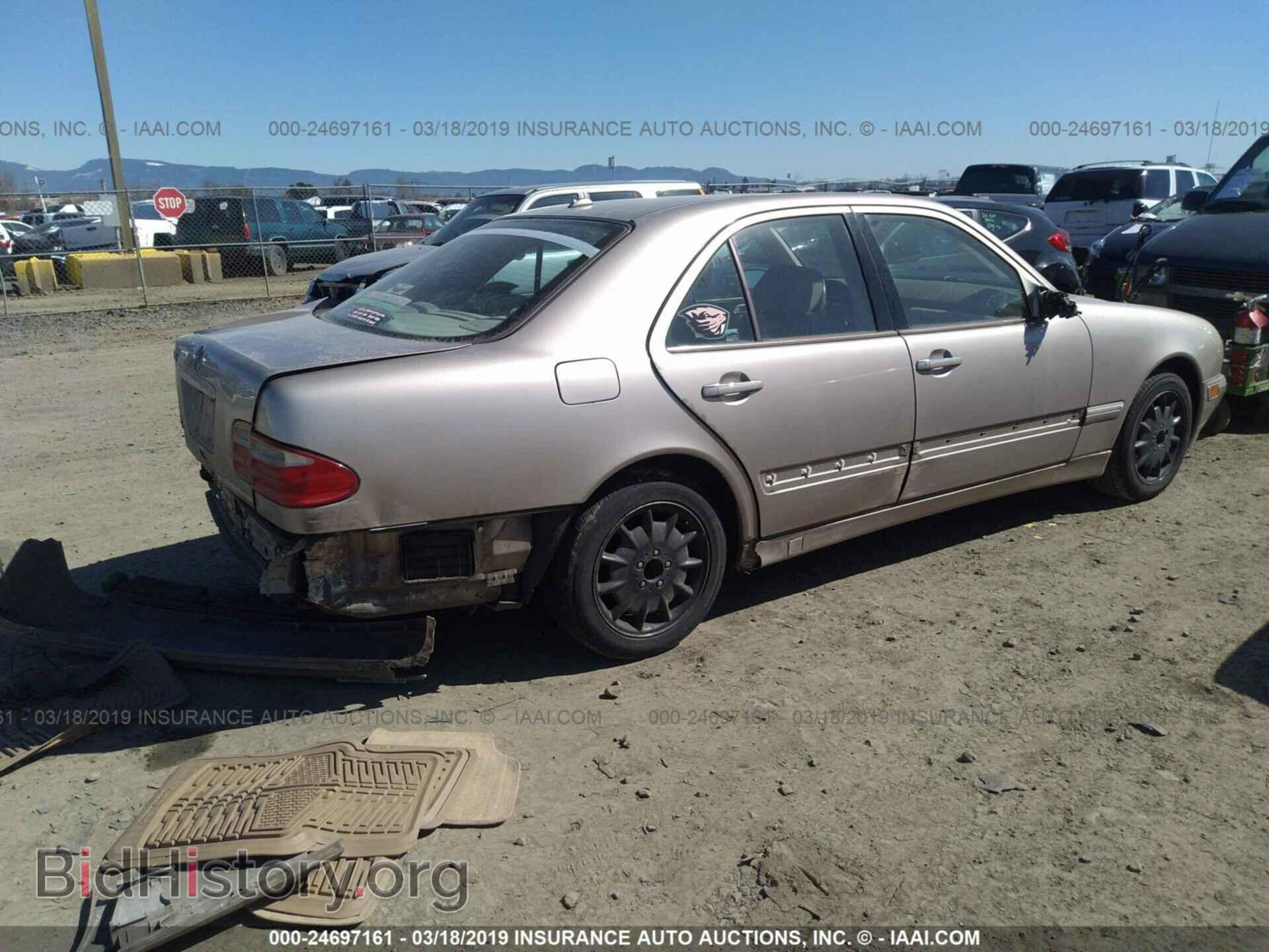 2000 MERCEDES-BENZ E - VIN: WDBJF65J3YB136743 - Photo 4