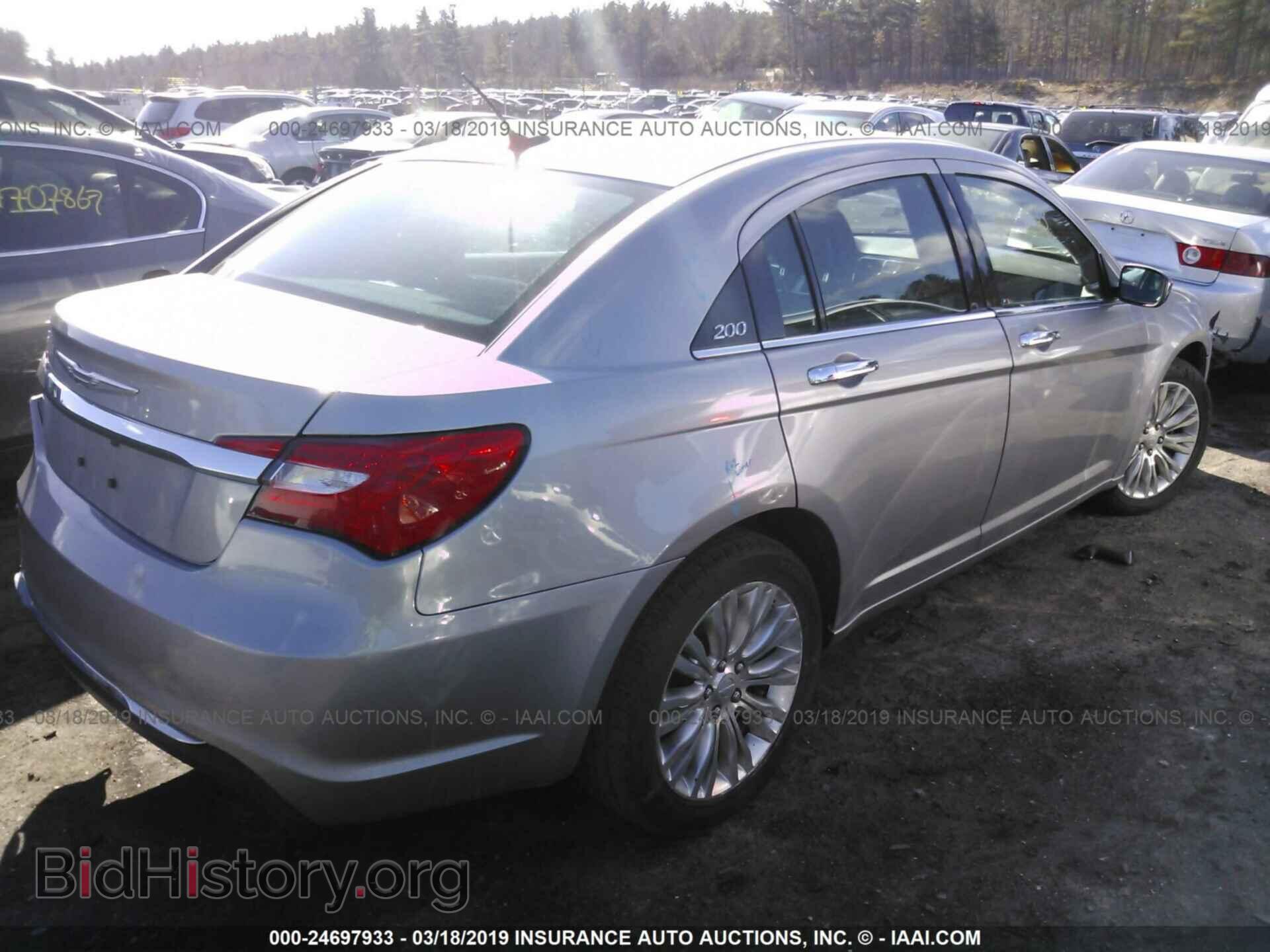 2013 CHRYSLER 200 - VIN: 1C3CCBCG5DN729200 - Photo 4