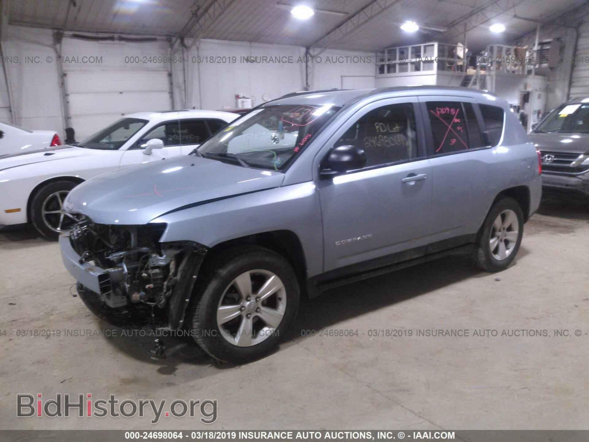 2013 JEEP COMPASS - VIN: 1C4NJDEB8DD165765 - Photo 2