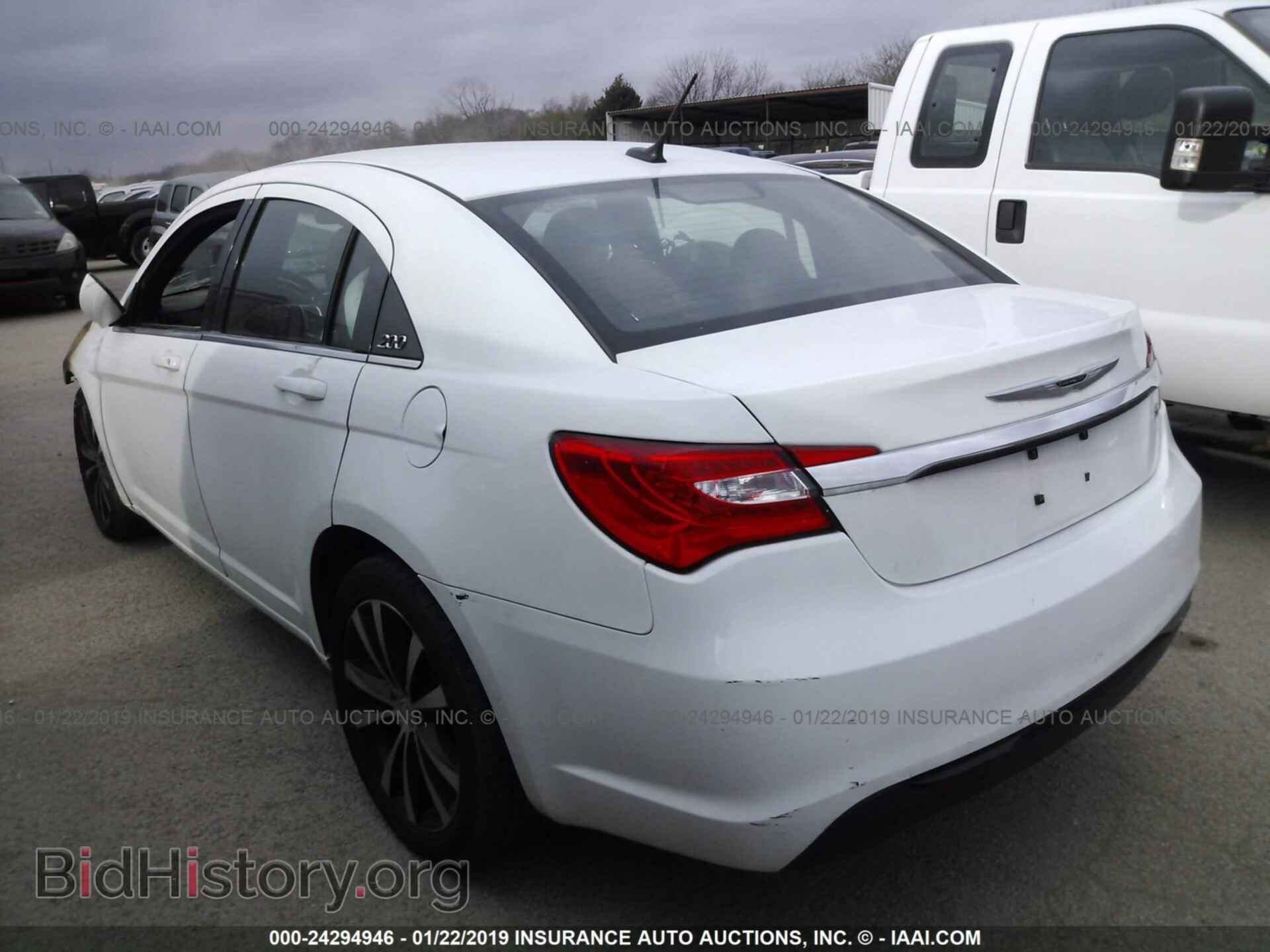 2013 CHRYSLER 200 - VIN: 1C3CCBBB4DN656827 - Фото 3