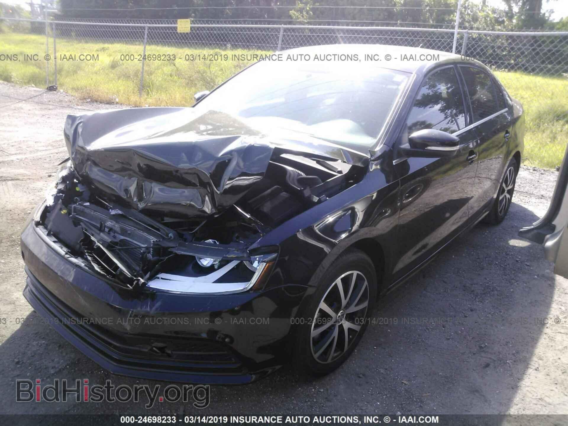 2017 VOLKSWAGEN JETTA - VIN: 3VWDB7AJ8HM208595 - Фото 2