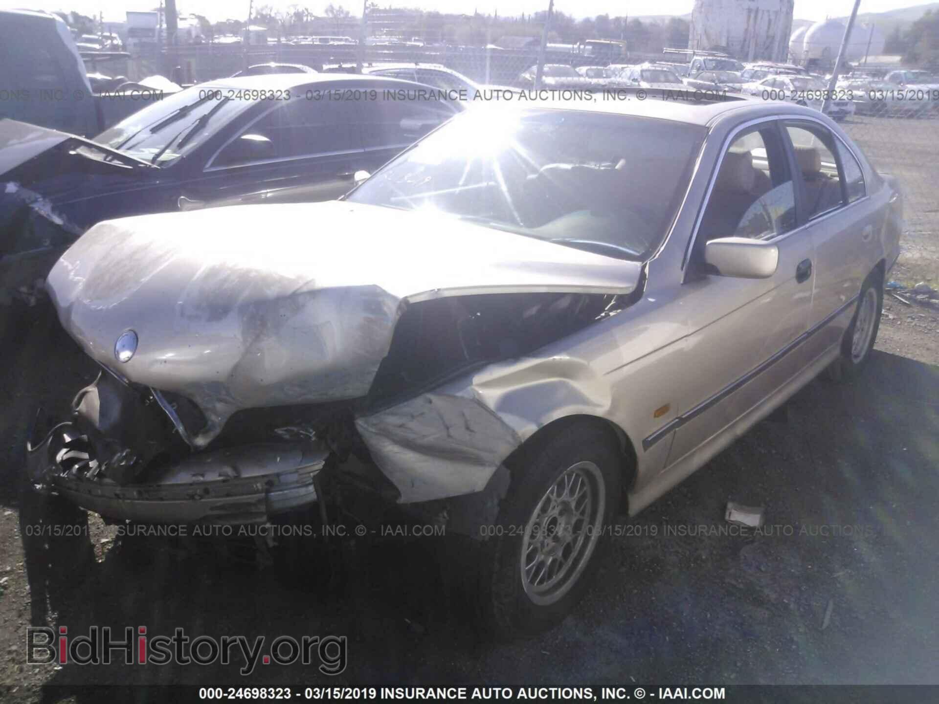 1997 BMW 528 - VIN: WBADD6327VBW11013 - Photo 2