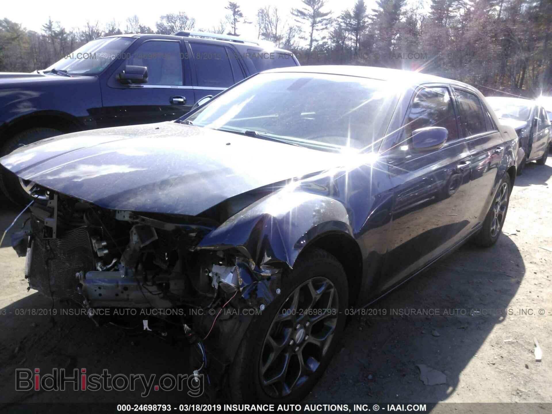 2015 CHRYSLER 300 - VIN: 2C3CCAGG8FH882895 - Photo 2