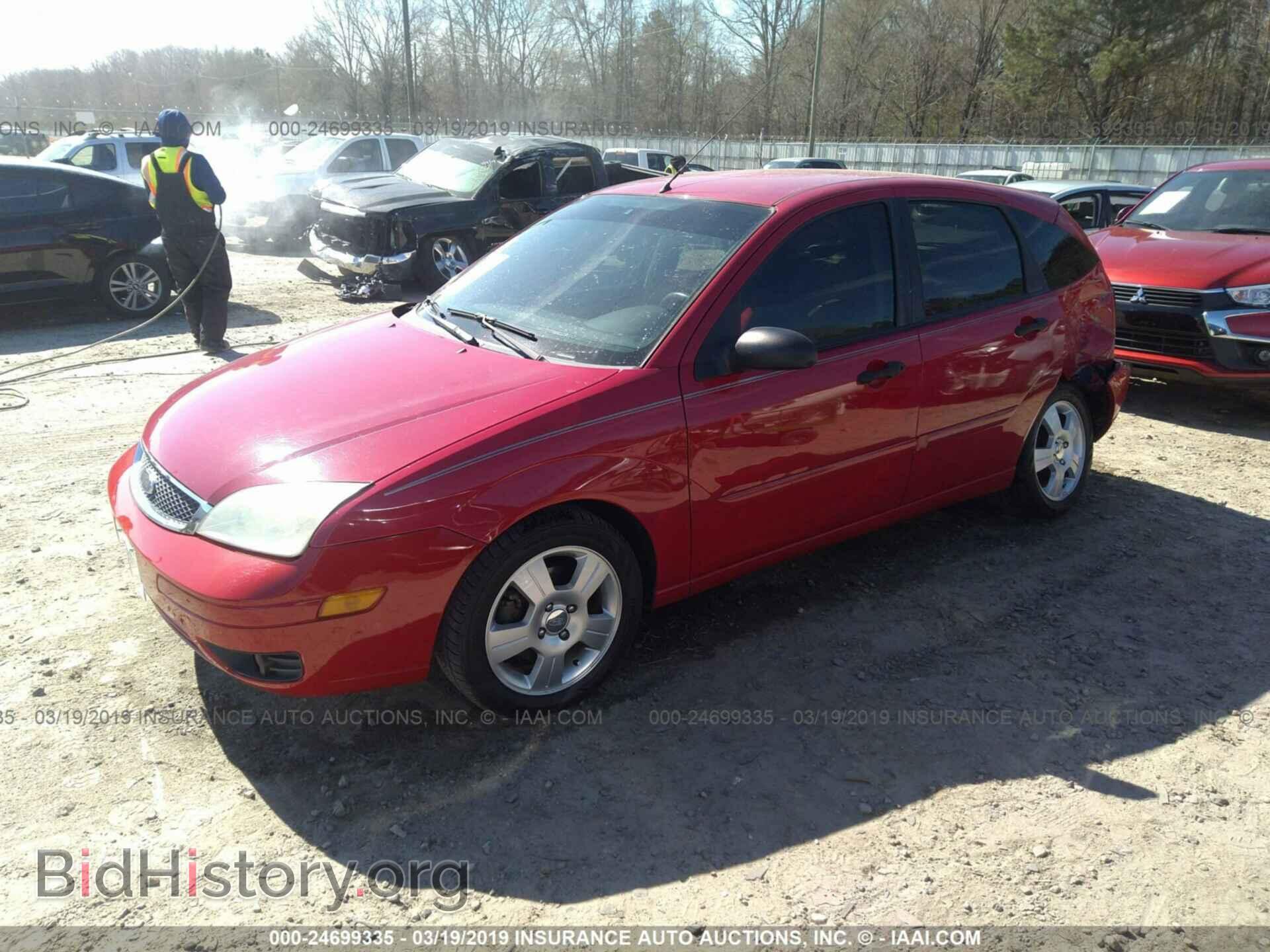 2005 FORD FOCUS - VIN: 3FAFP37N75R138401 - Фото 2