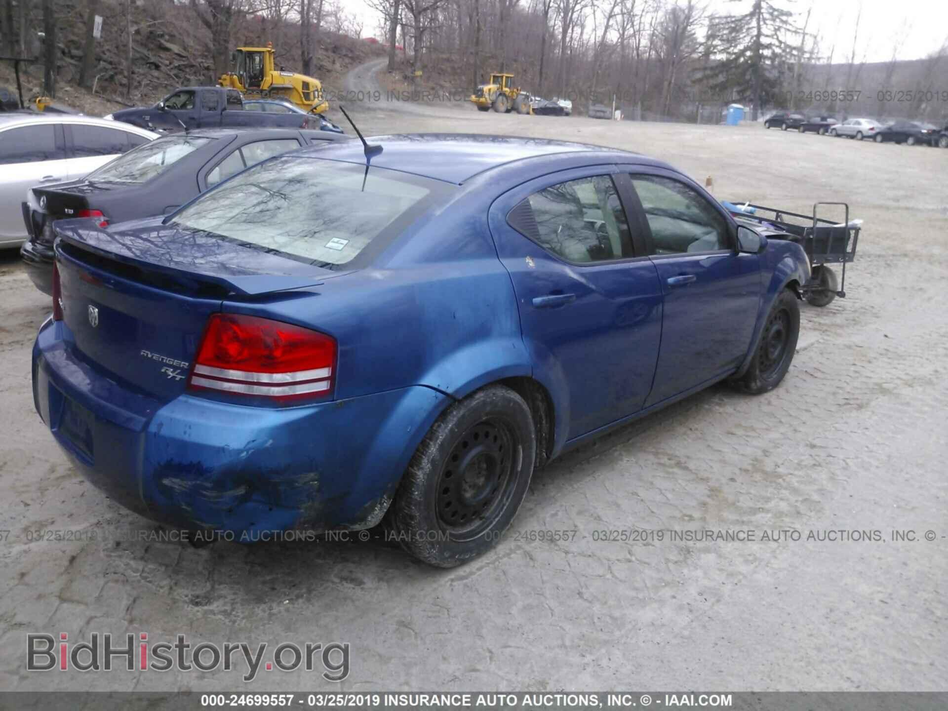 2010 DODGE AVENGER - VIN: 1B3CC5FB1AN163658 - Photo 4