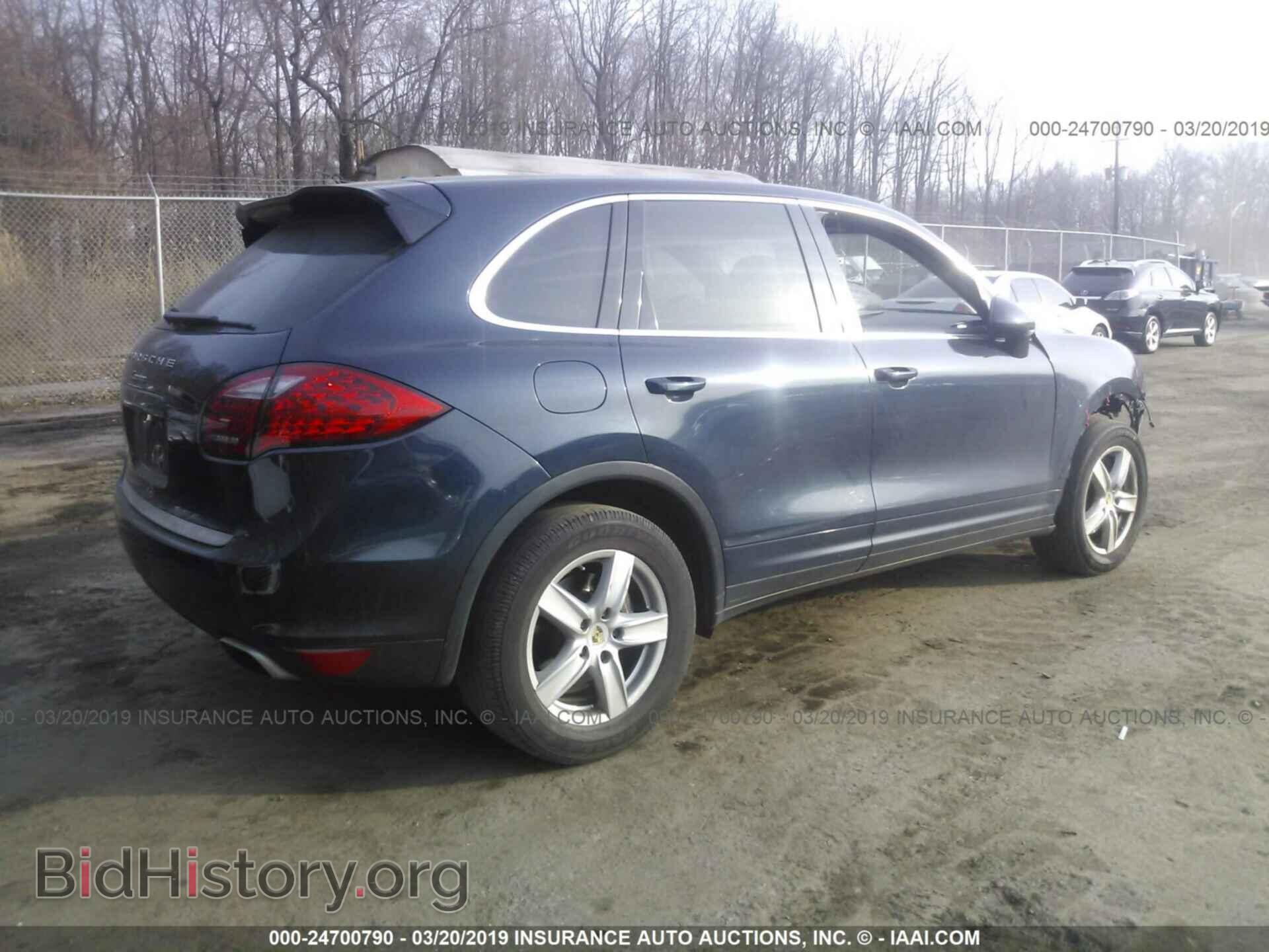 2011 PORSCHE CAYENNE - VIN: WP1AA2A28BLA05816 - Фото 4