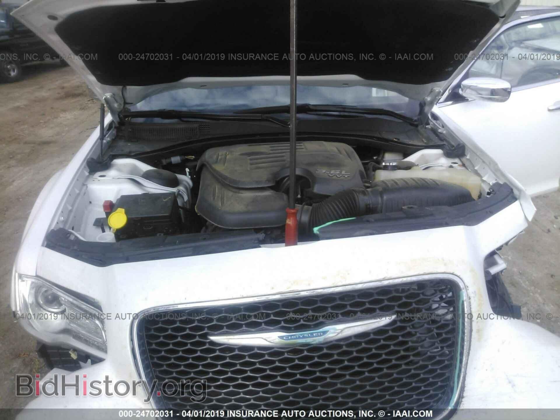 2015 CHRYSLER 300C - VIN: 2C3CCAEG4FH887241 - Фото 10