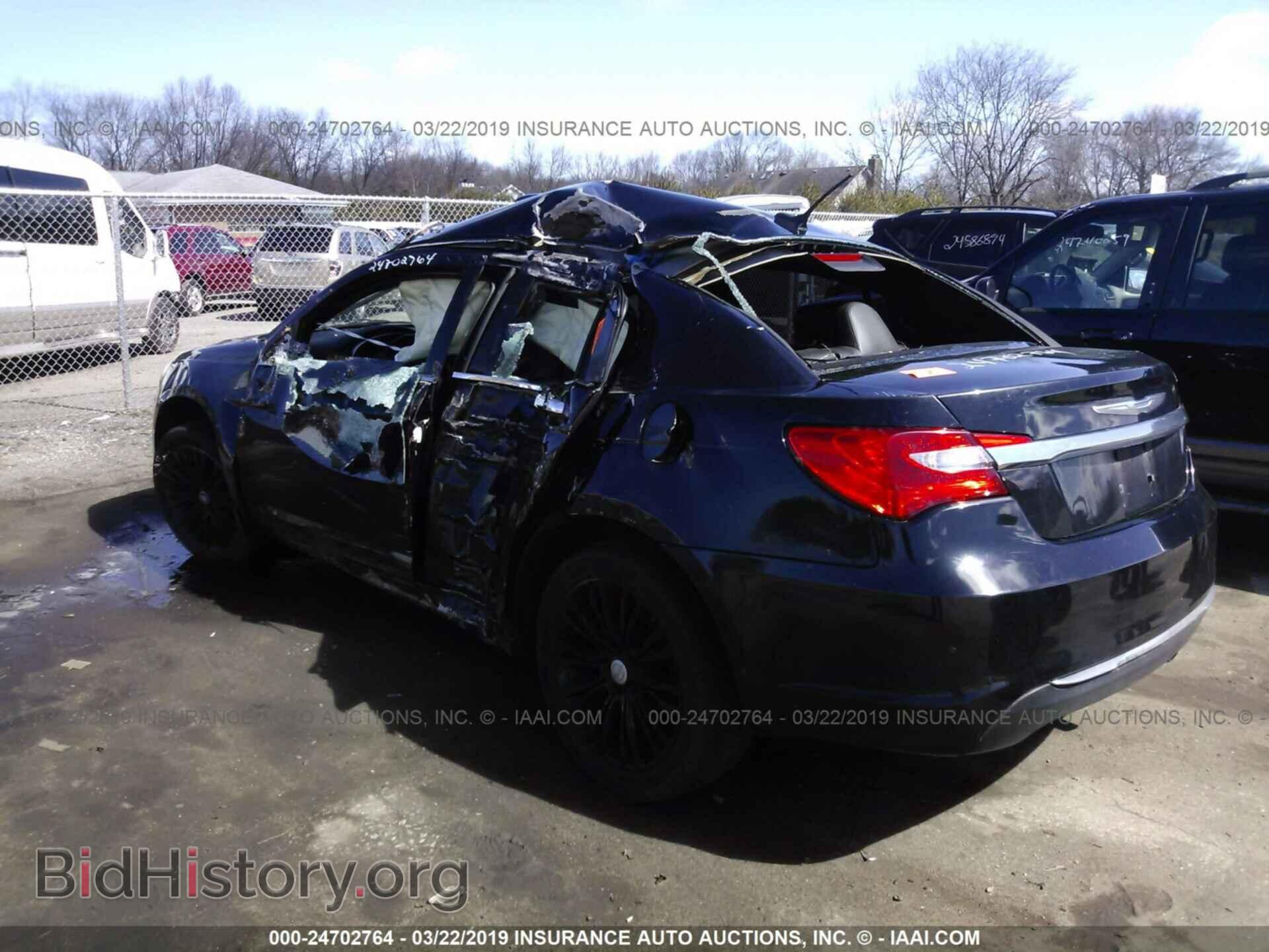 2011 CHRYSLER 200 - VIN: 1C3BC2FB4BN571473 - Фото 3