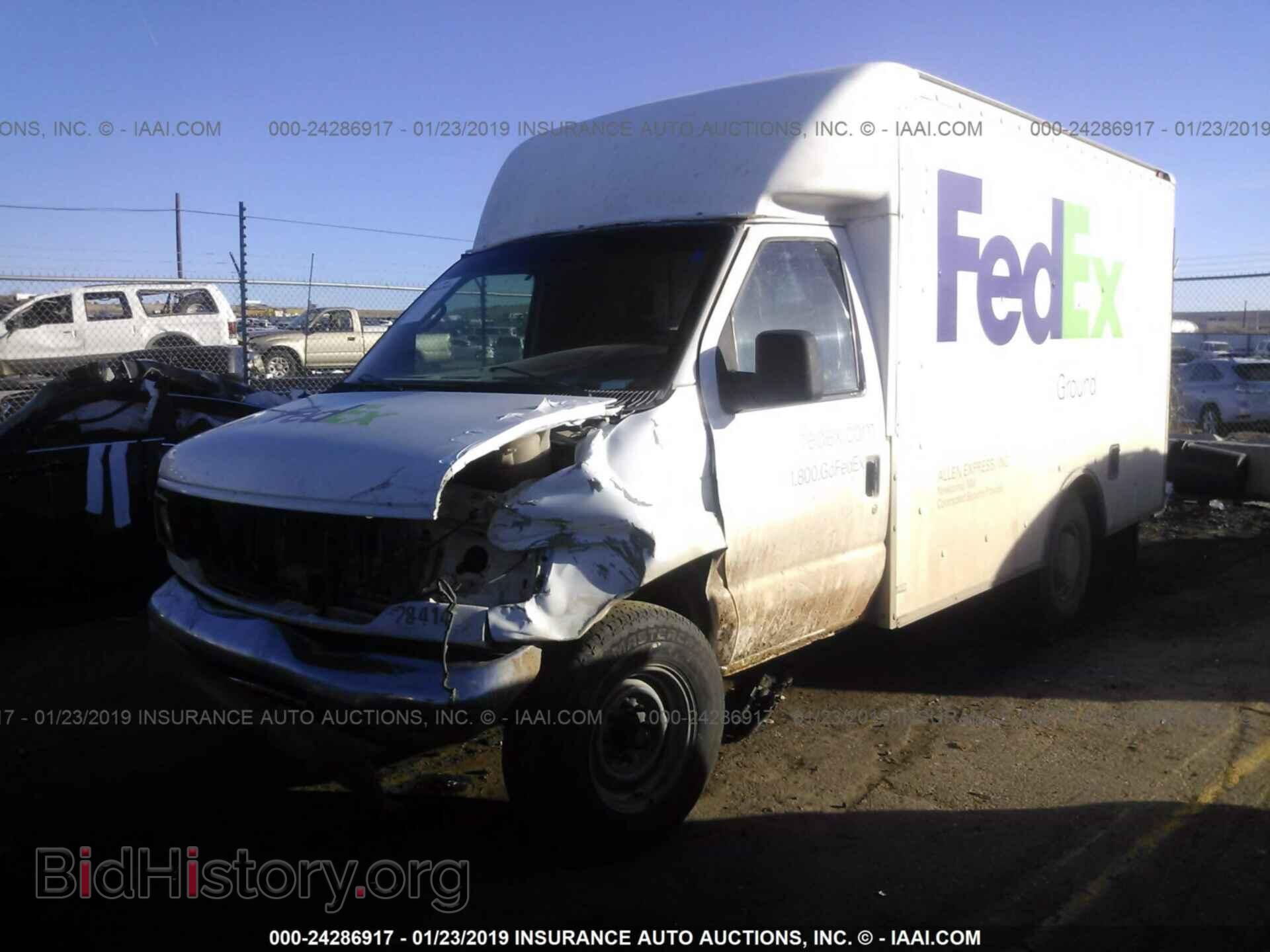 2002 FORD ECONOLINE - VIN: 1FDSE35L92HB83400 - Фото 2