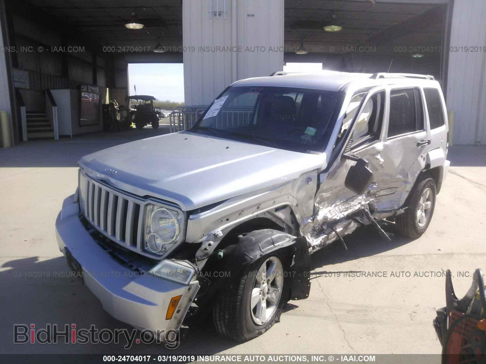 2011 JEEP LIBERTY - VIN: 1J4PN2GK2BW557859 - Фото 2
