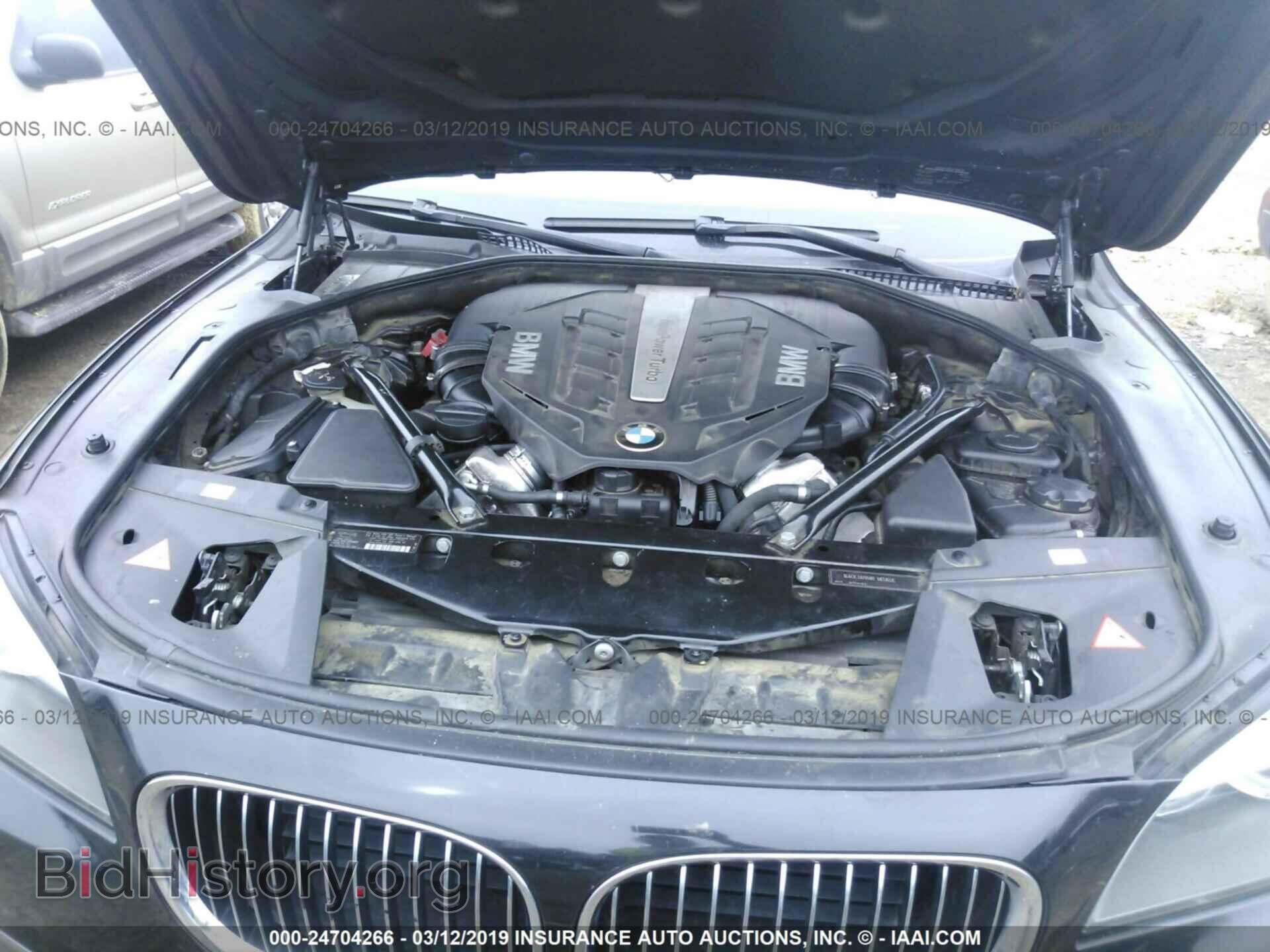 2012 BMW 750 - VIN: WBAKB8C59CC962550 - Фото 10