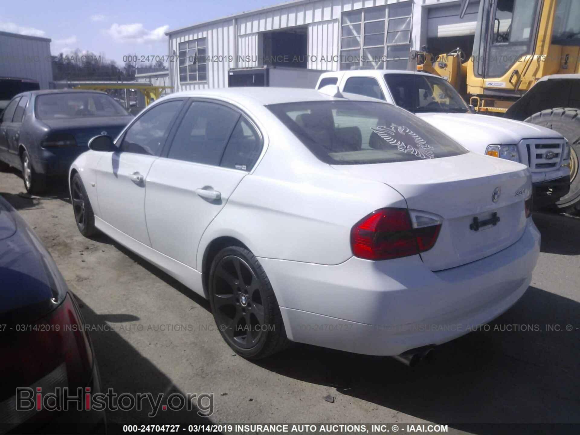 2006 BMW 330 - VIN: WBAVB33546PS19176 - Фото 3
