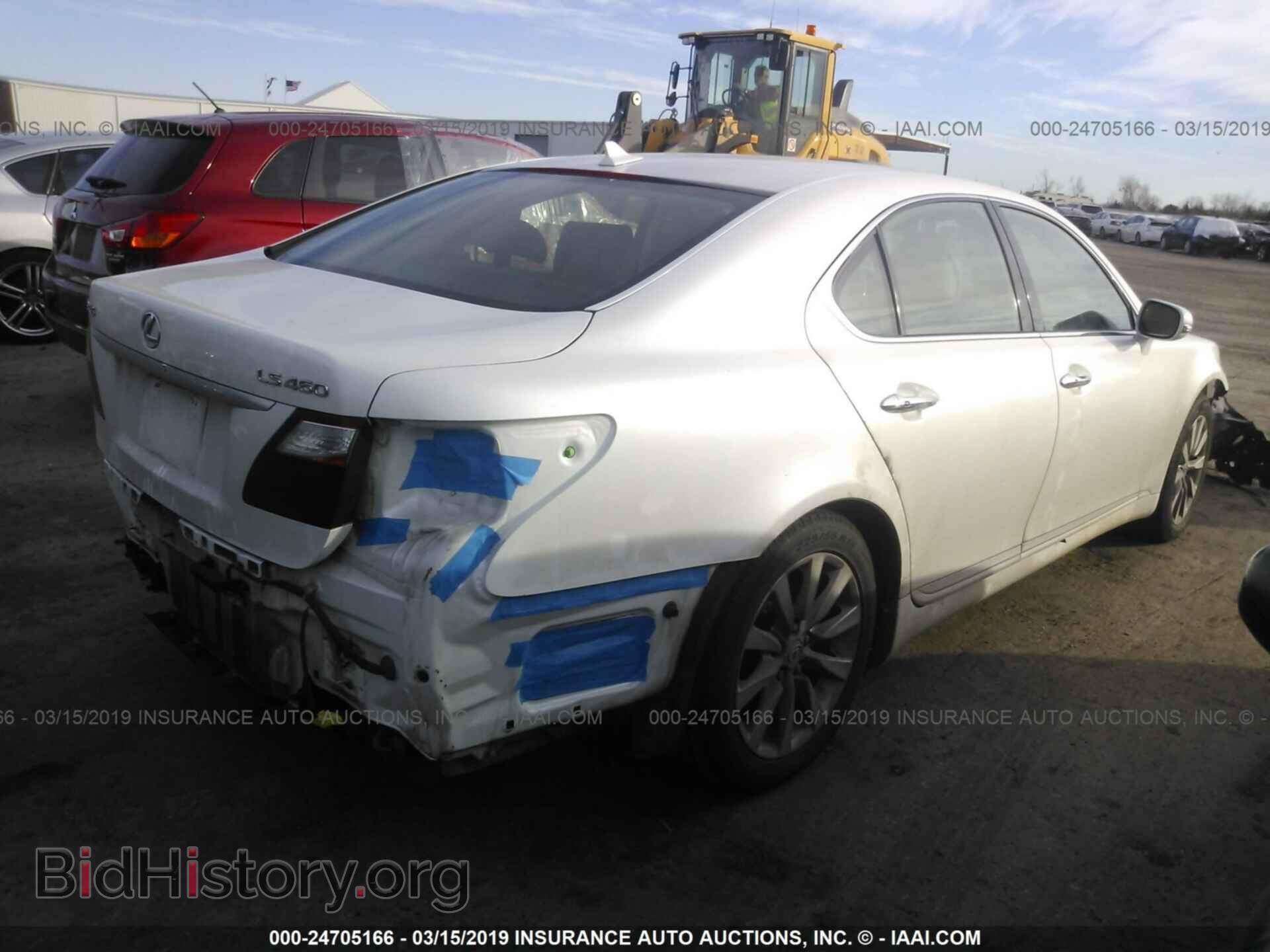 2010 LEXUS LS - VIN: JTHBL5EF6A5095659 - Photo 4