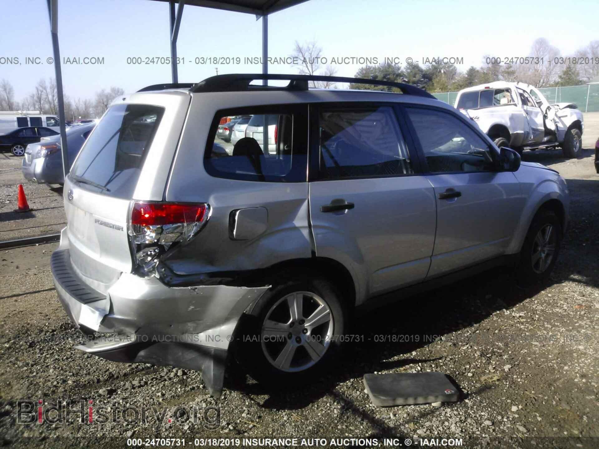 2011 SUBARU FORESTER - VIN: JF2SHBBC2BH774602 - Фото 4