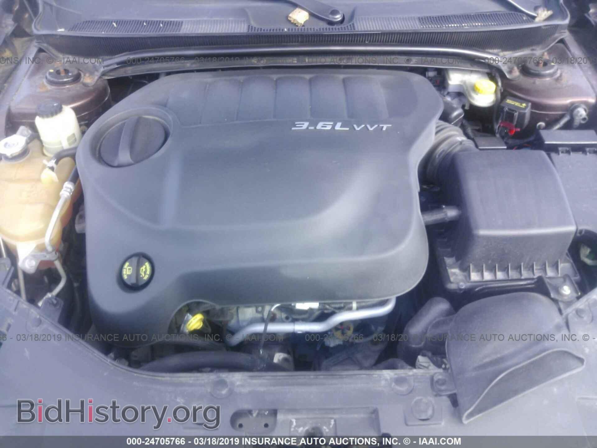 2013 CHRYSLER 200 - VIN: 1C3CCBBG7DN559875 - Photo 10