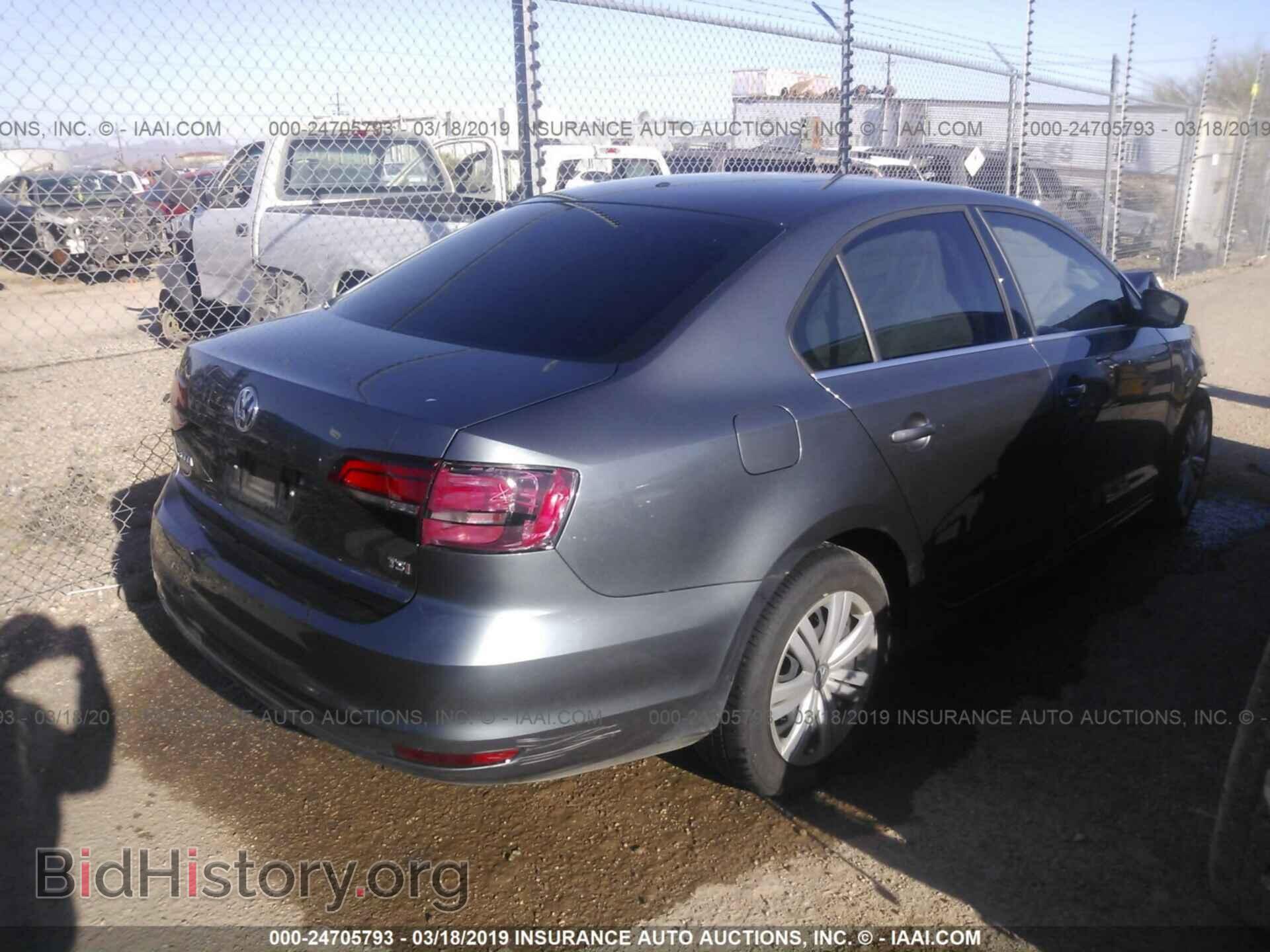 2017 VOLKSWAGEN JETTA - VIN: 3VW2B7AJ8HM373683 - Фото 4