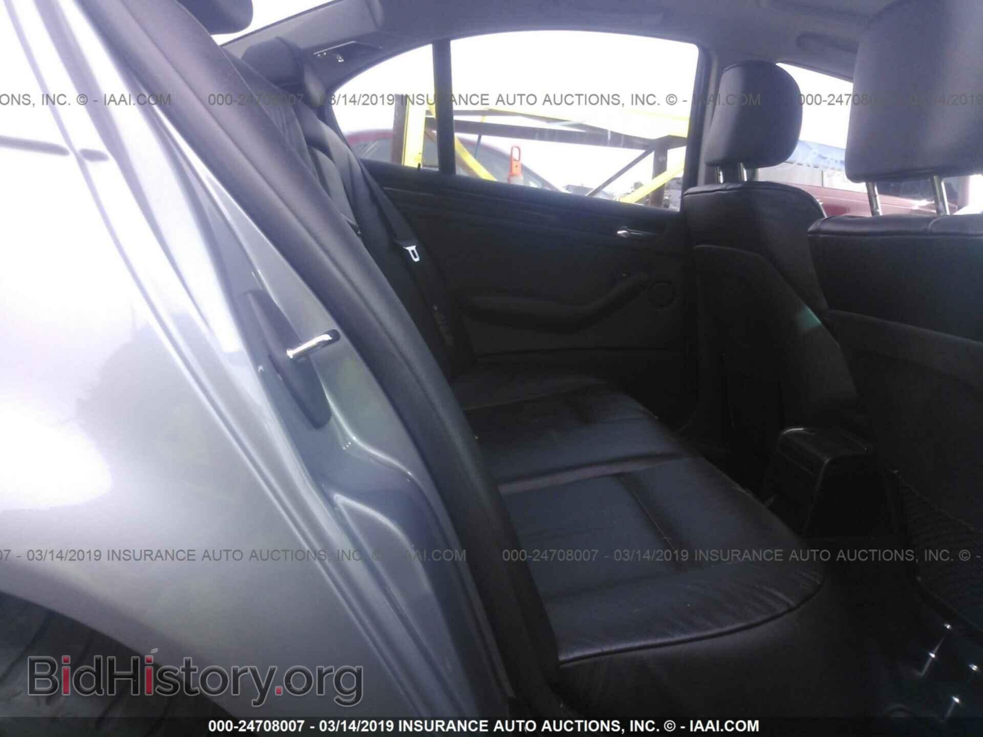 2004 BMW 330 - VIN: WBAEV53454KM38040 - Фото 8