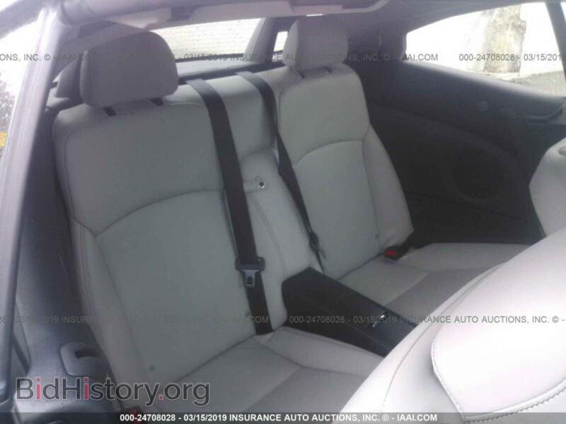 2011 Lexus IS (VIN JTHFF2C28B2518218) — photo 8 of 10