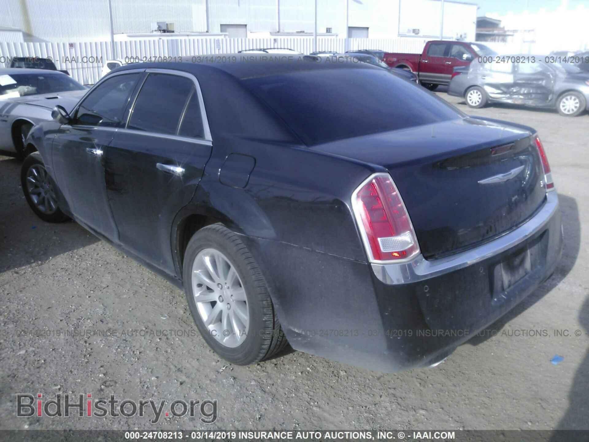 2011 CHRYSLER 300 - VIN: 2C3CA5CG7BH531859 - Фото 3