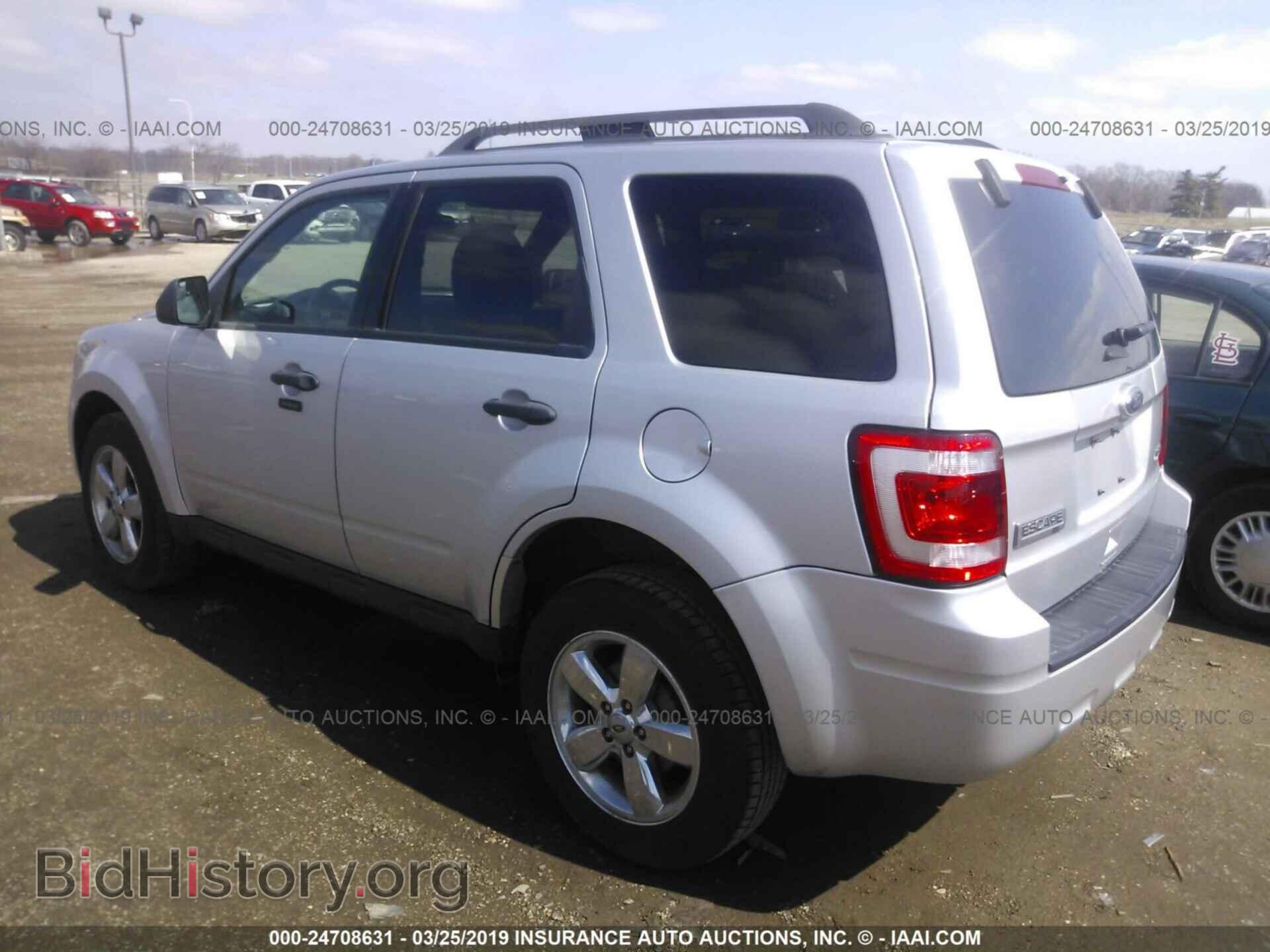 2011 FORD ESCAPE - VIN: 1FMCU0DG3BKB95989 - Фото 3