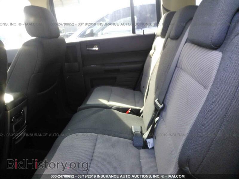 2011 Ford FLEX (VIN 2FMGK5BC9BBD09797) — photo 8 of 10