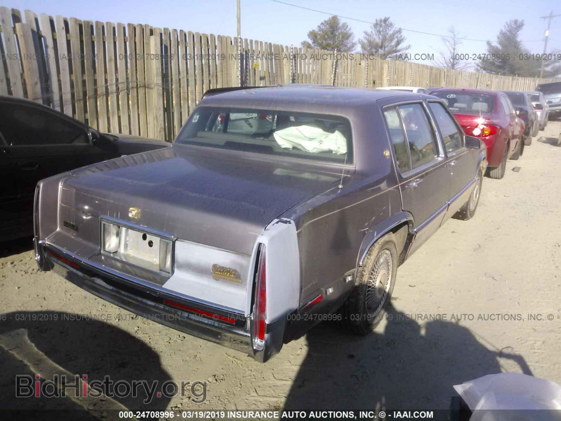 1992 CADILLAC DEVILLE - VIN: 1G6CD53B0N4248666 - Photo 4