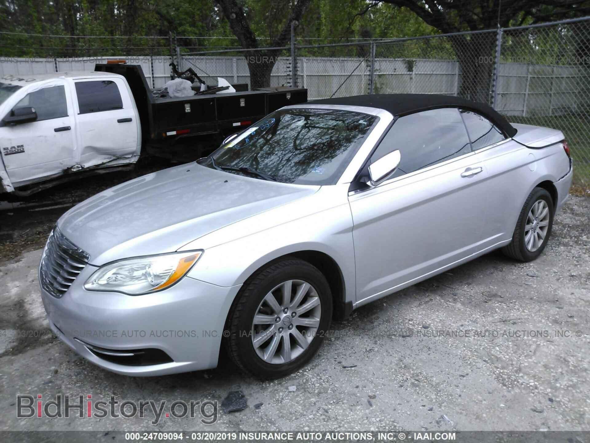 2012 CHRYSLER 200 - VIN: 1C3BCBEB9CN214521 - Фото 2