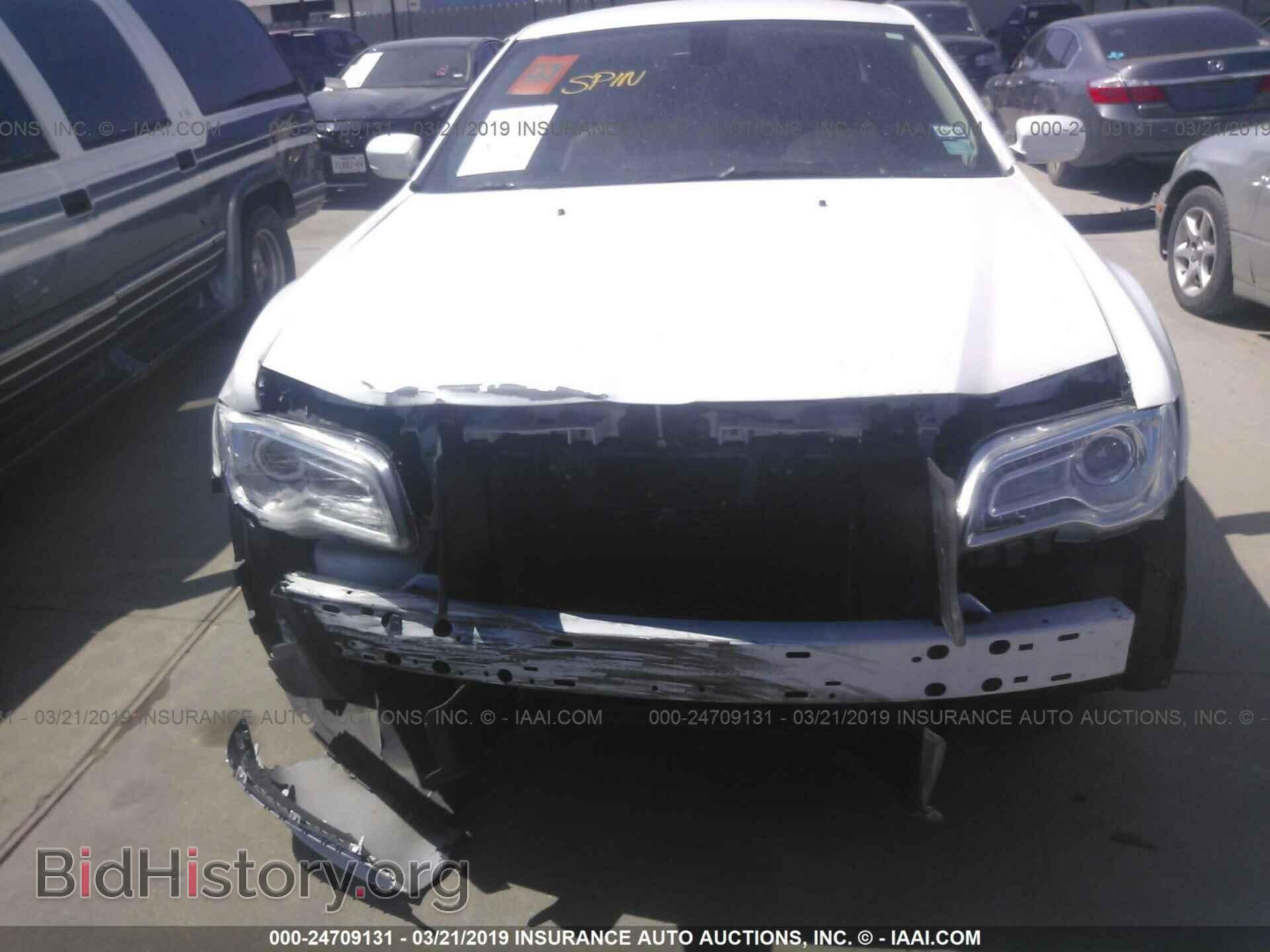 2015 CHRYSLER 300 - VIN: 2C3CCAAG0FH766471 - Фото 6