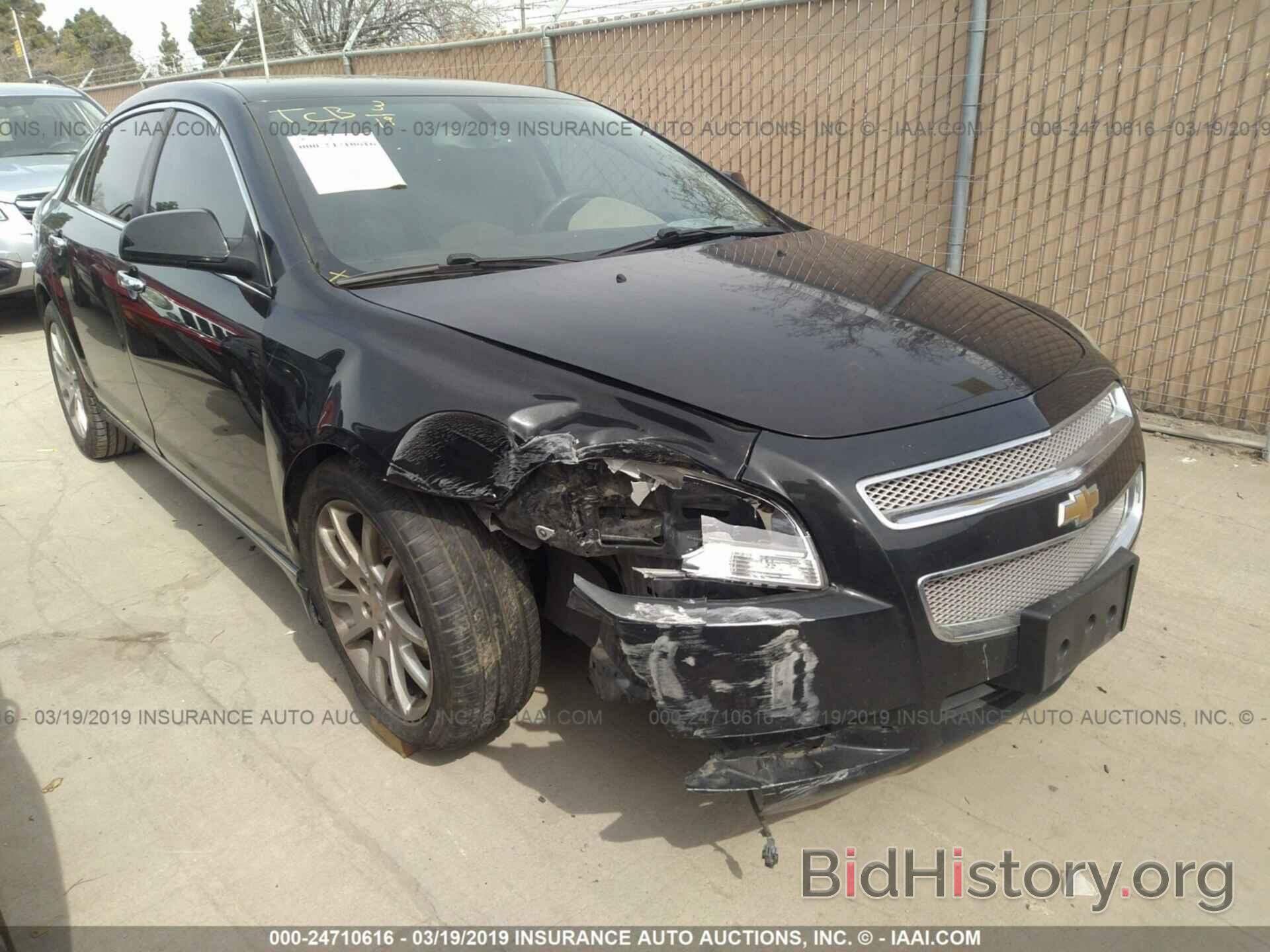 Photo 1G1ZE5EUXBF100231 - CHEVROLET MALIBU 2011