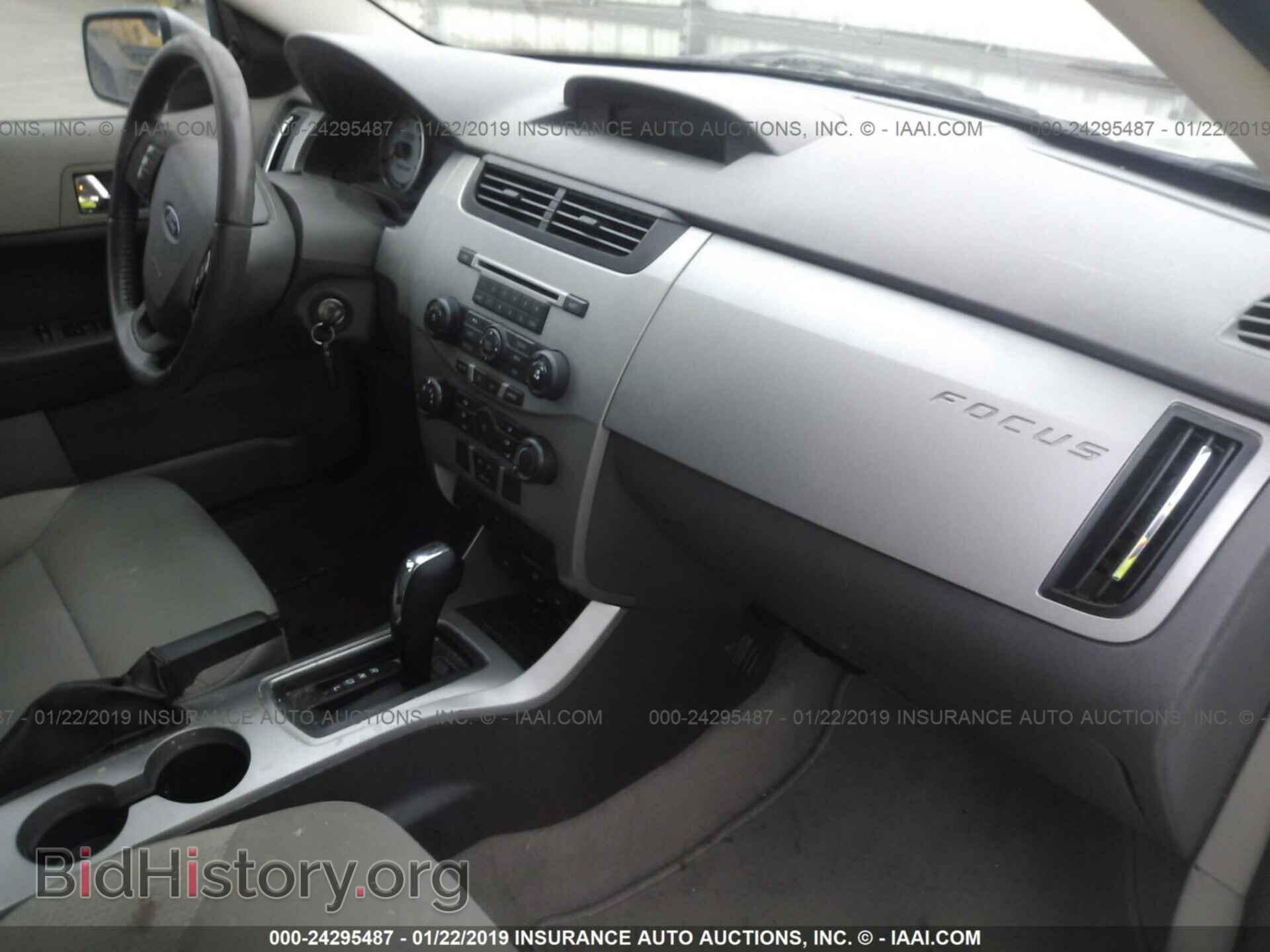2009 FORD FOCUS - VIN: 1FAHP36N89W151008 - Photo 5