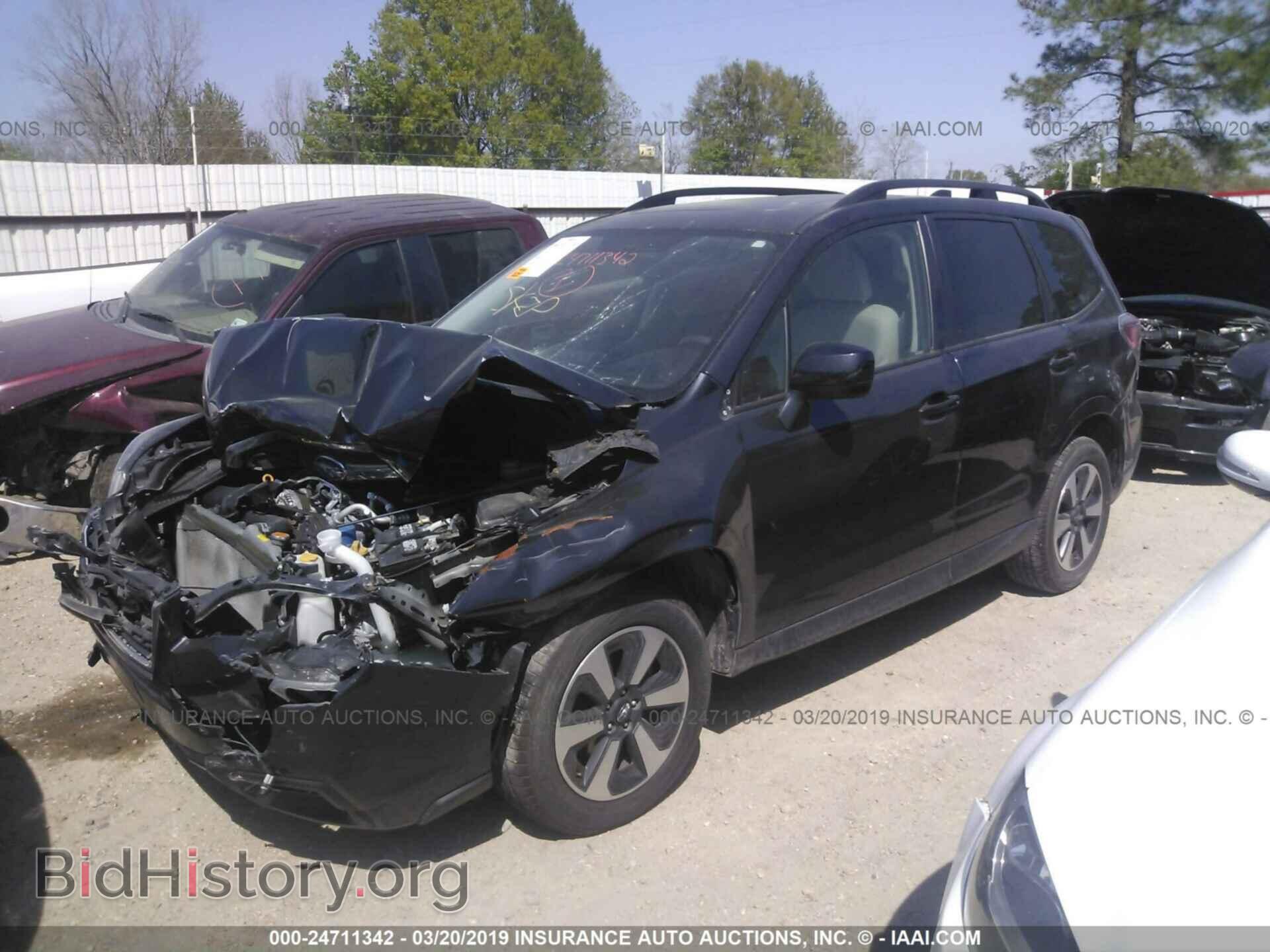 2017 SUBARU FORESTER - VIN: JF2SJAEC0HH526898 - Photo 2