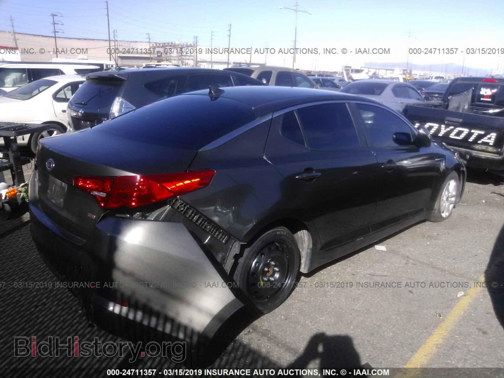 2011 KIA OPTIMA - VIN: KNAGM4A71B5117871 - Photo 4