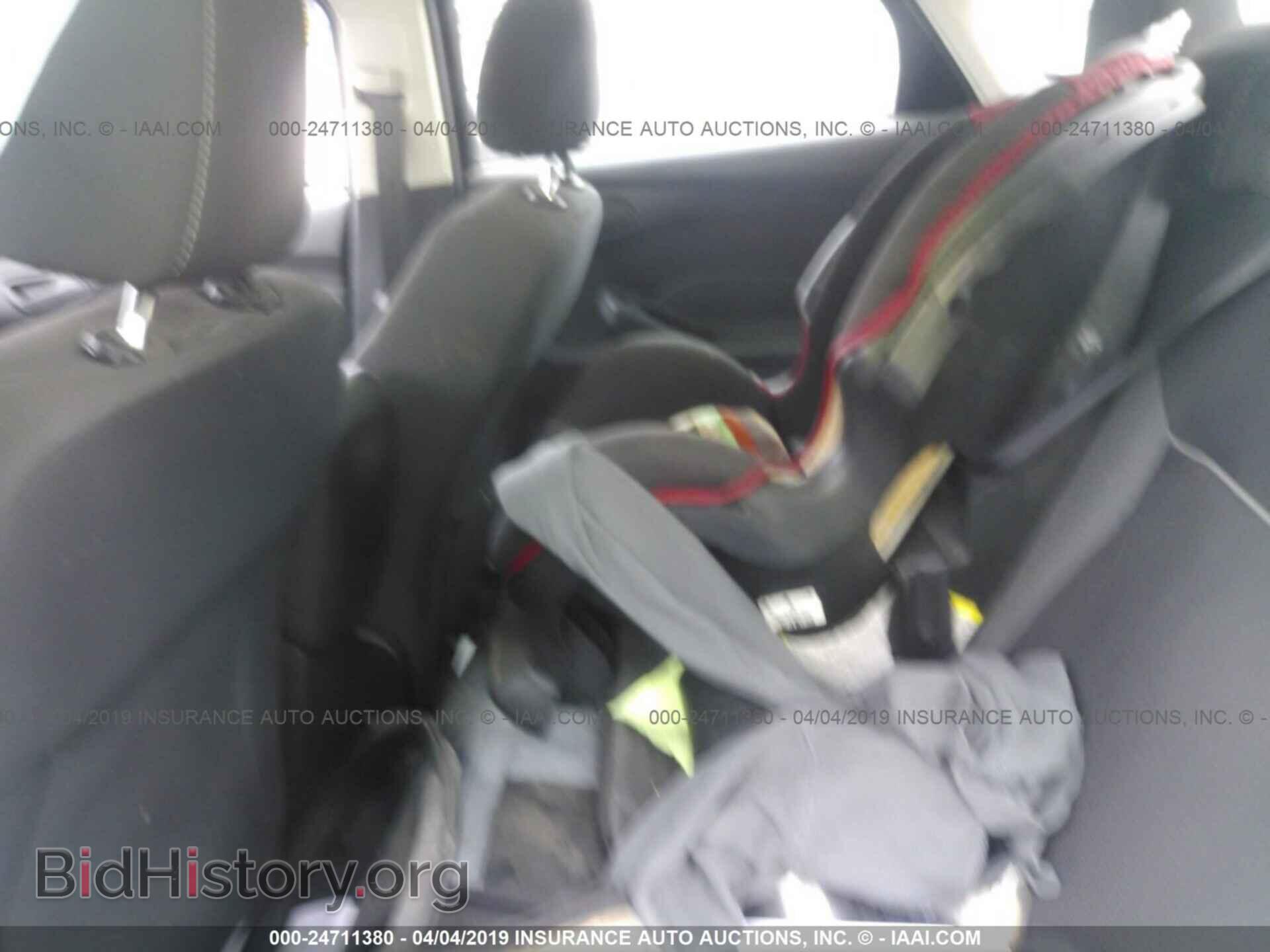 2012 FORD FOCUS - VIN: 1FAHP3F21CL226985 - Фото 8